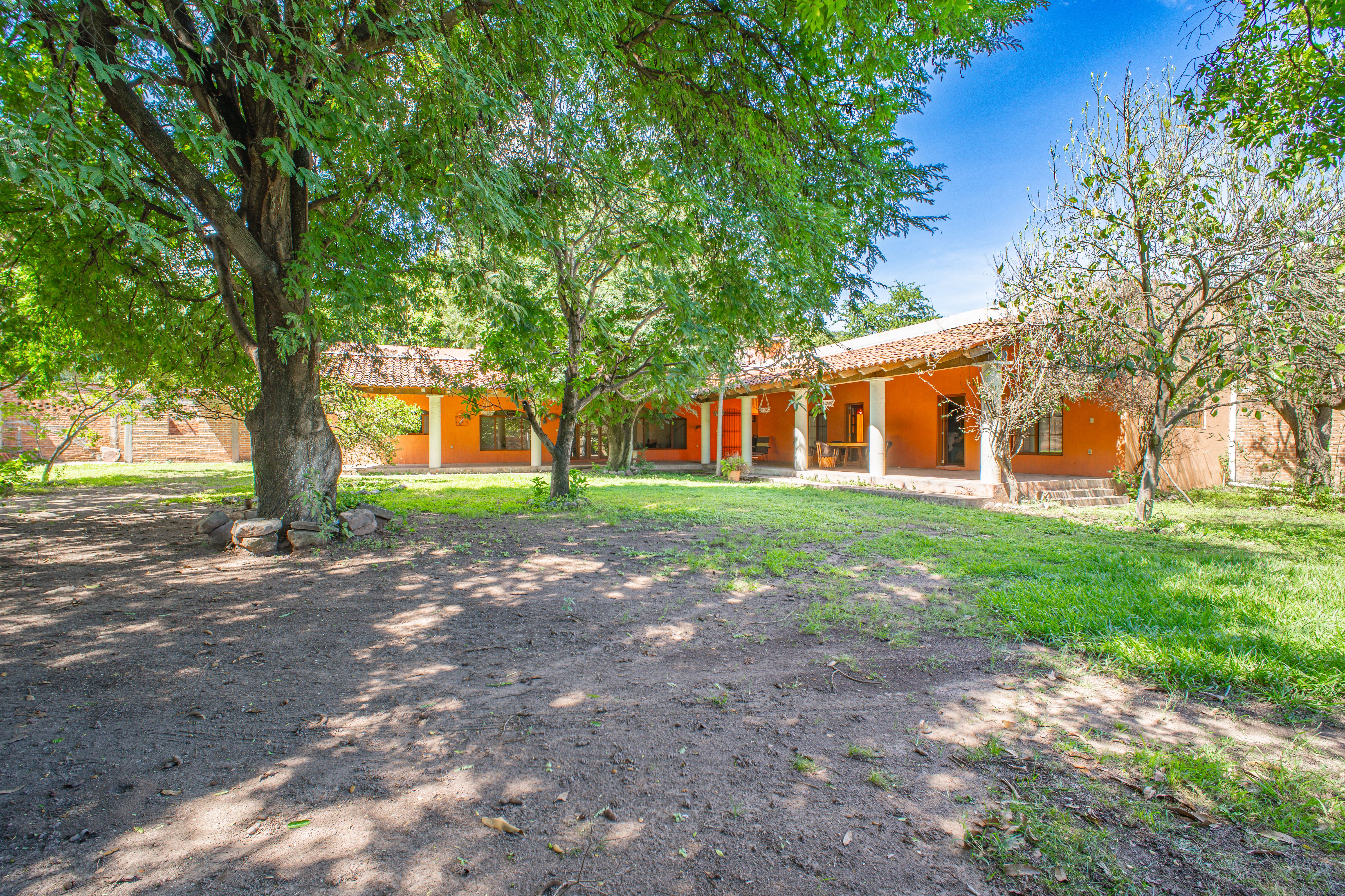 CASA EN LAGUNILLAS JALISCO - Imagen 1