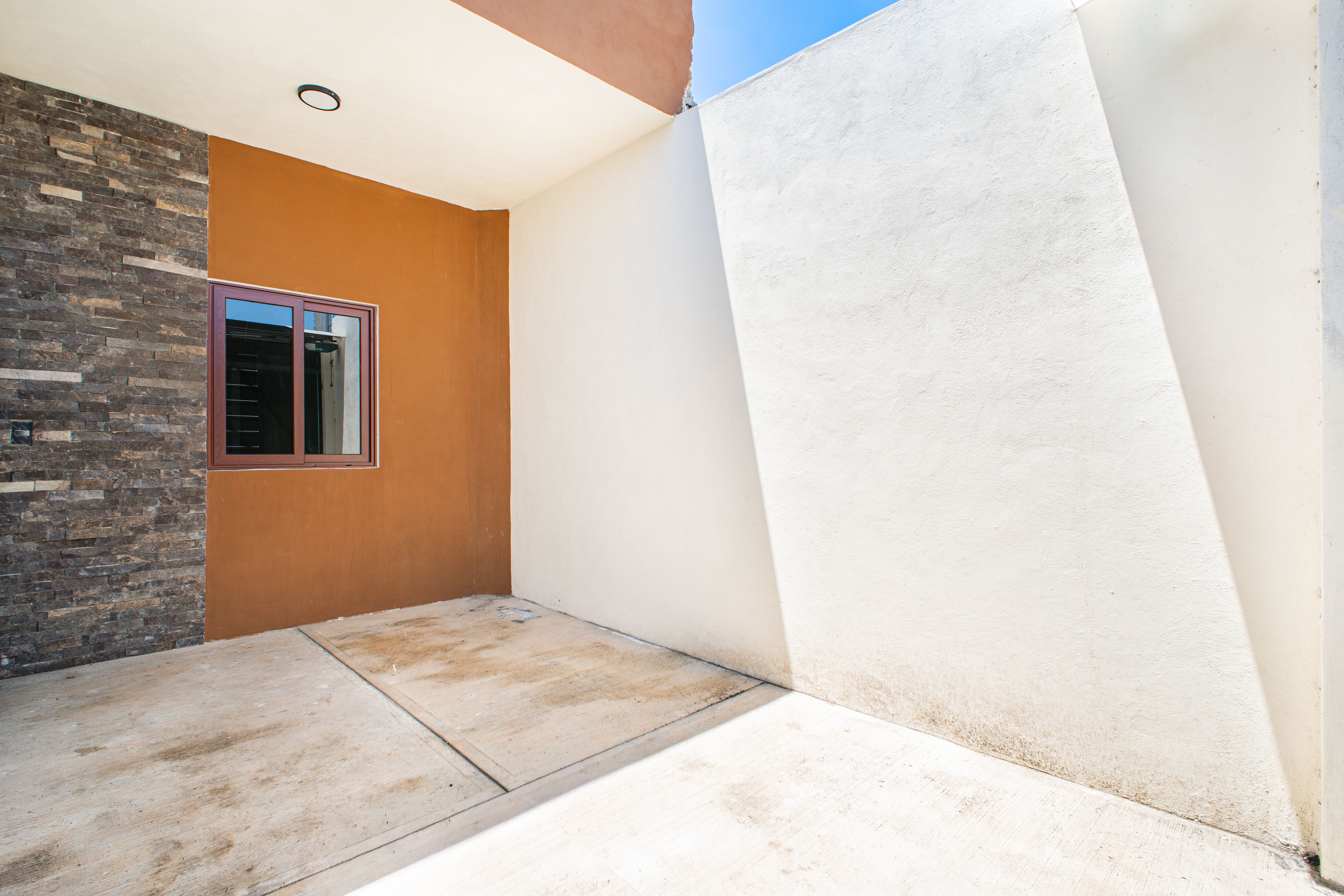 CASA EN COLONIA 10 DE MAYO, EN EL GRULLO, JAL. - Imagen 2