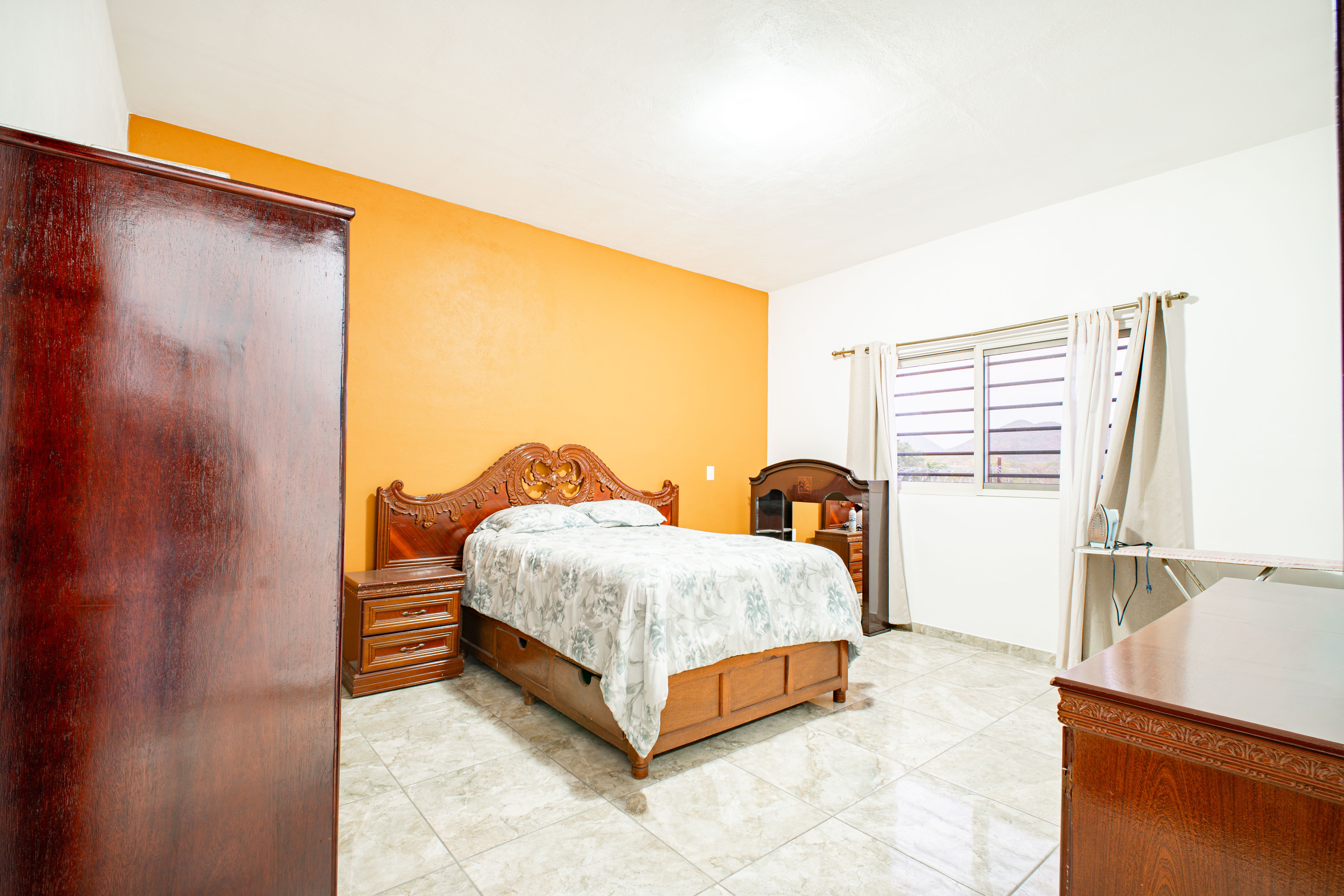 HERMOSA CASA UBICADA EN COLONIA TULIPANES EN EL GRULLO - Imagen 13