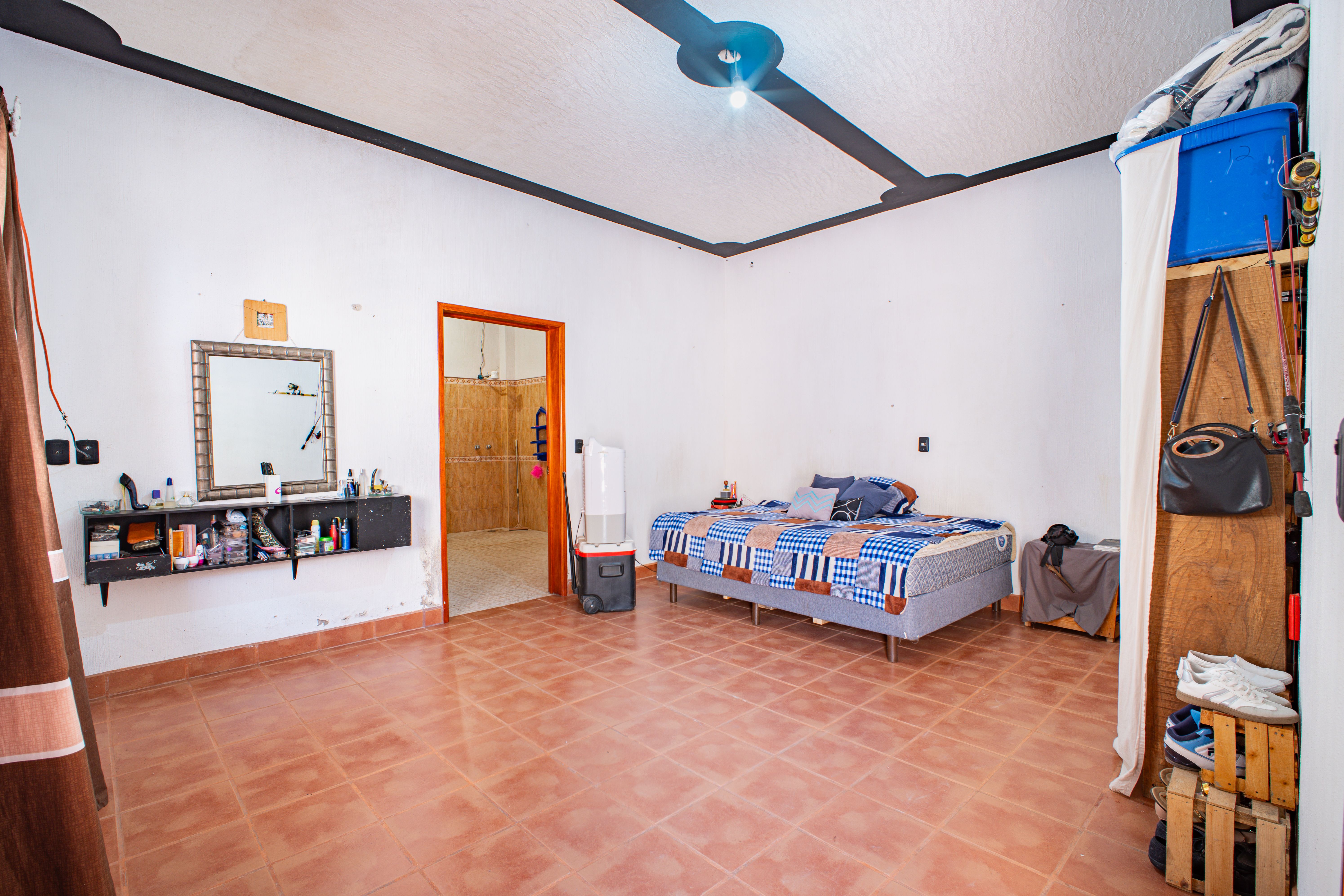 CASA CON LOCAL COMERCIAL EN VENTA EN AUTLAN, JAL. EN LA COLONIA EJIDAL. - Imagen 2
