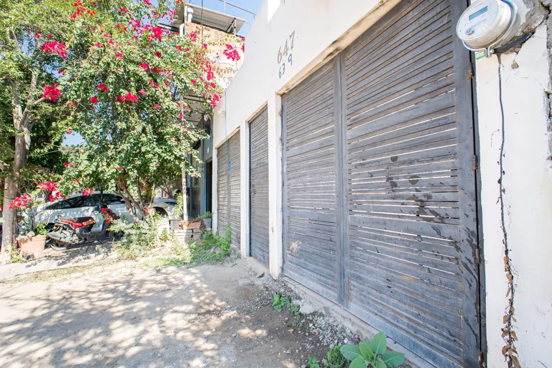 CASA EN EXCELENTE UBICACIÓN, POR CALLE PRINCIPAL CLEMENTE AMAYA, AUTLÁN JALISCO.