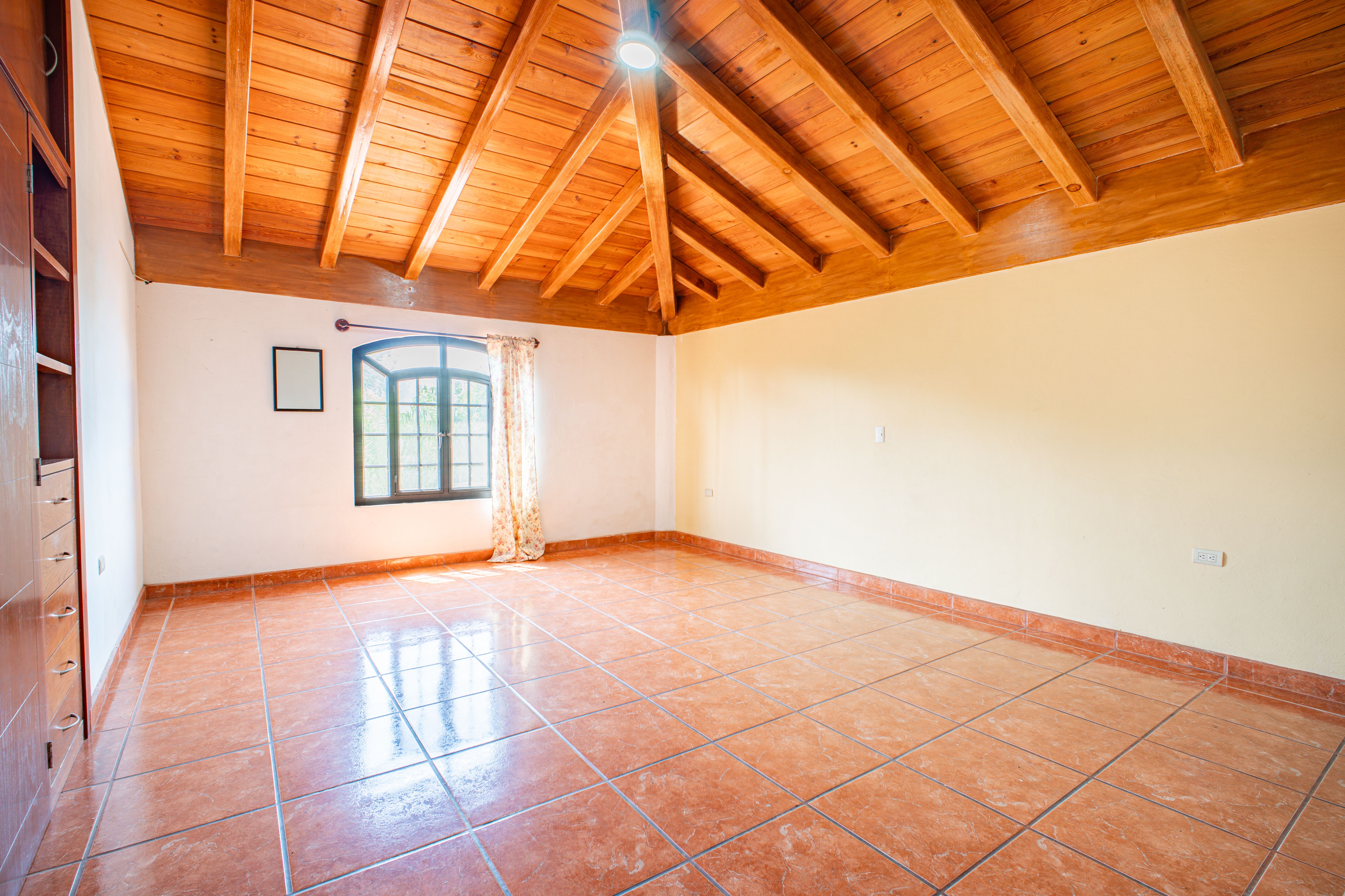 HERMOSA CASA EN LAS PAREDES, JAL. - Imagen 7