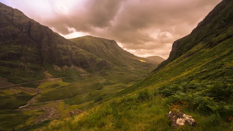 10 Incredible Reasons to Start Driving the Scottish Highlands: The Ultimate Guide
