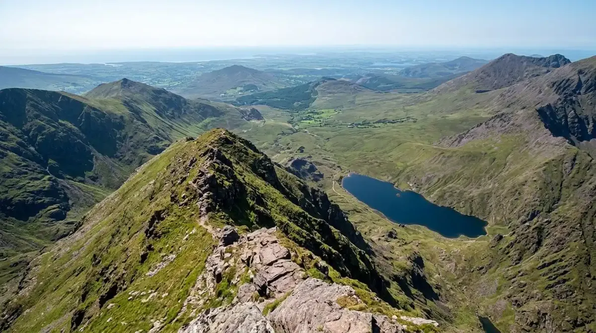 The spectacular high ridge trail of Carrauntoohil in County Kerry during a premium mountain hike.