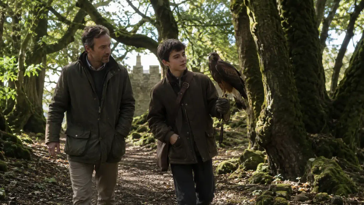 A private family falconry experience in the historic woodlands of an elite castle estate.