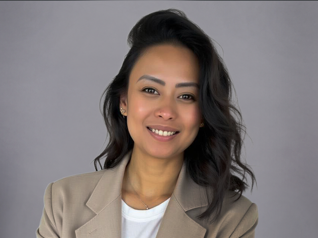 Angela Rosales