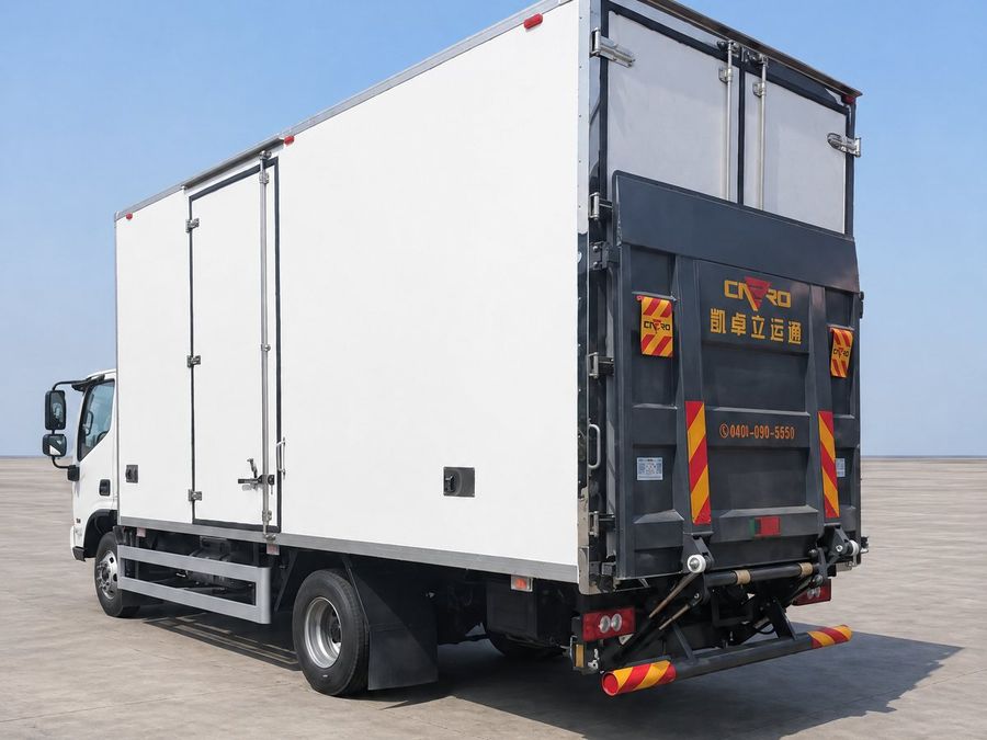 2027 FOTON AUMAN EST-M Box body with lift gate, in stock at Key Motors