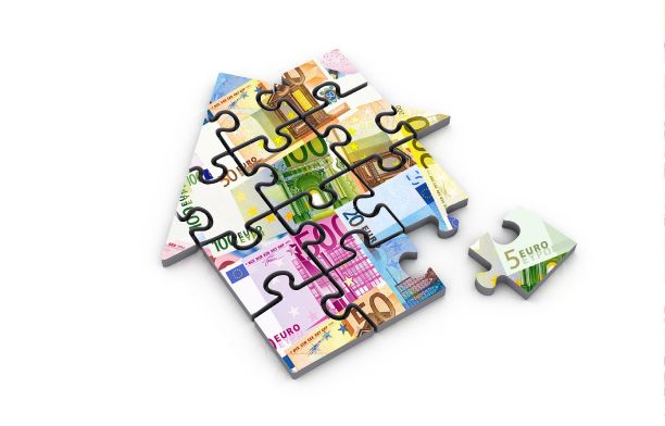 real estate puzzle icon