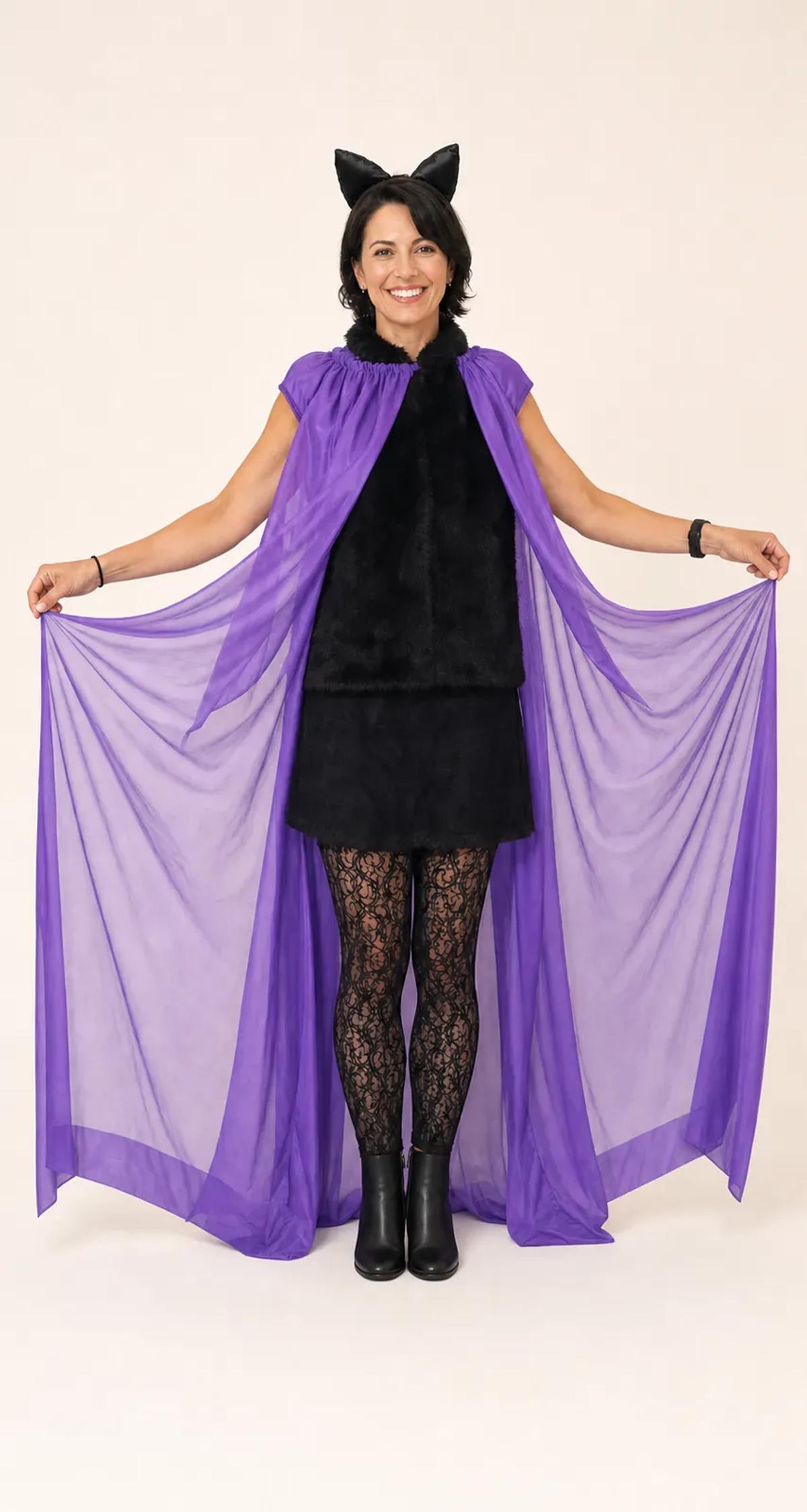 Fledermaus aus dem Kostümbestand der Hilarikleiderbörse