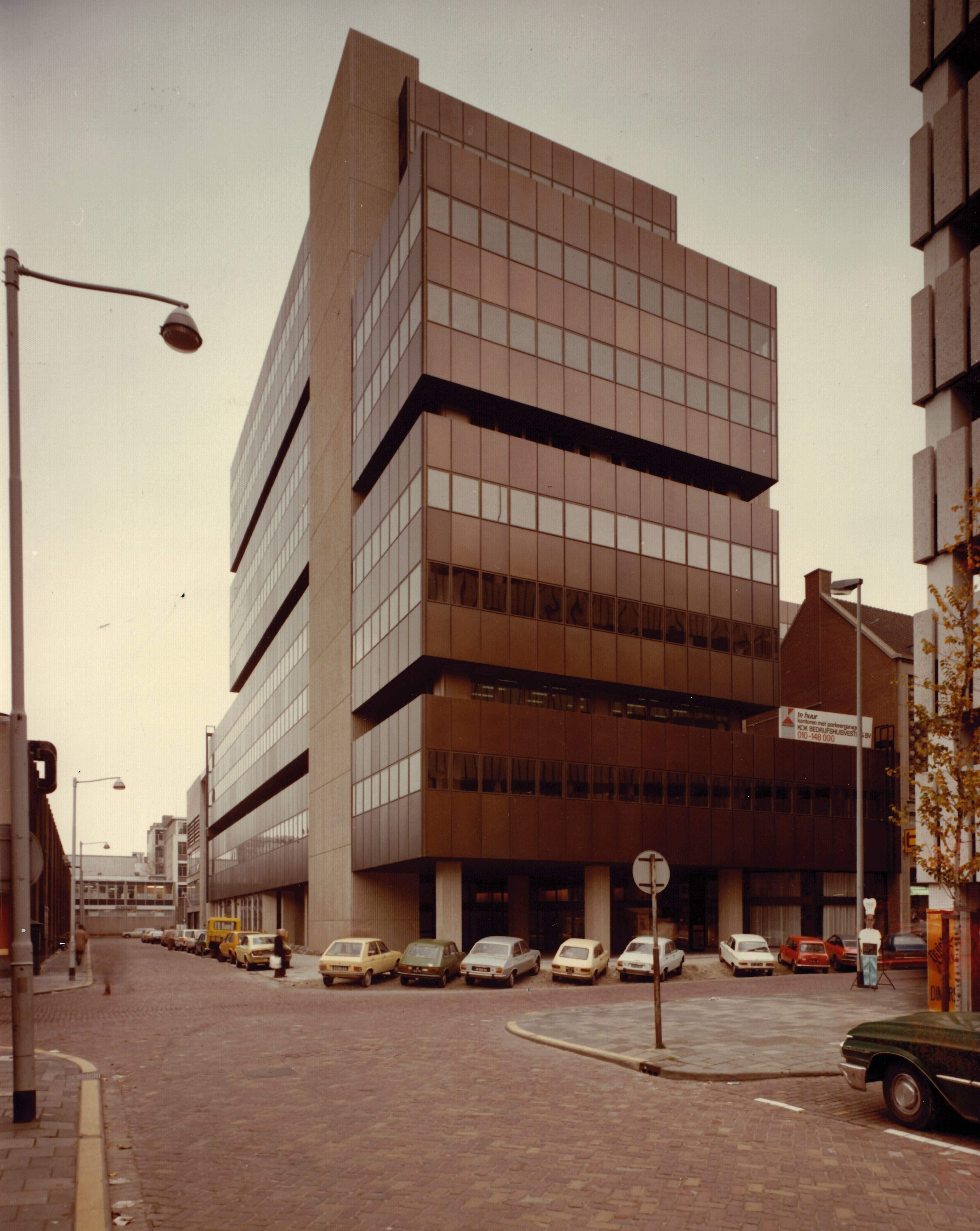 kleurenfoto overhoeks.jpg