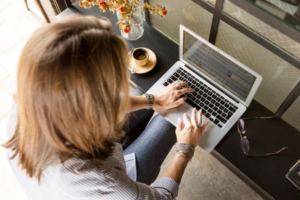 Quelles recettes vont dans le compte 706 ?