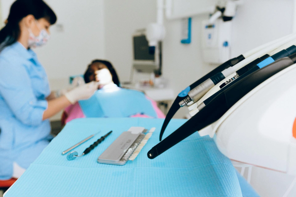 Comment s'applique la TVA pour les chirurgiens-dentistes ?