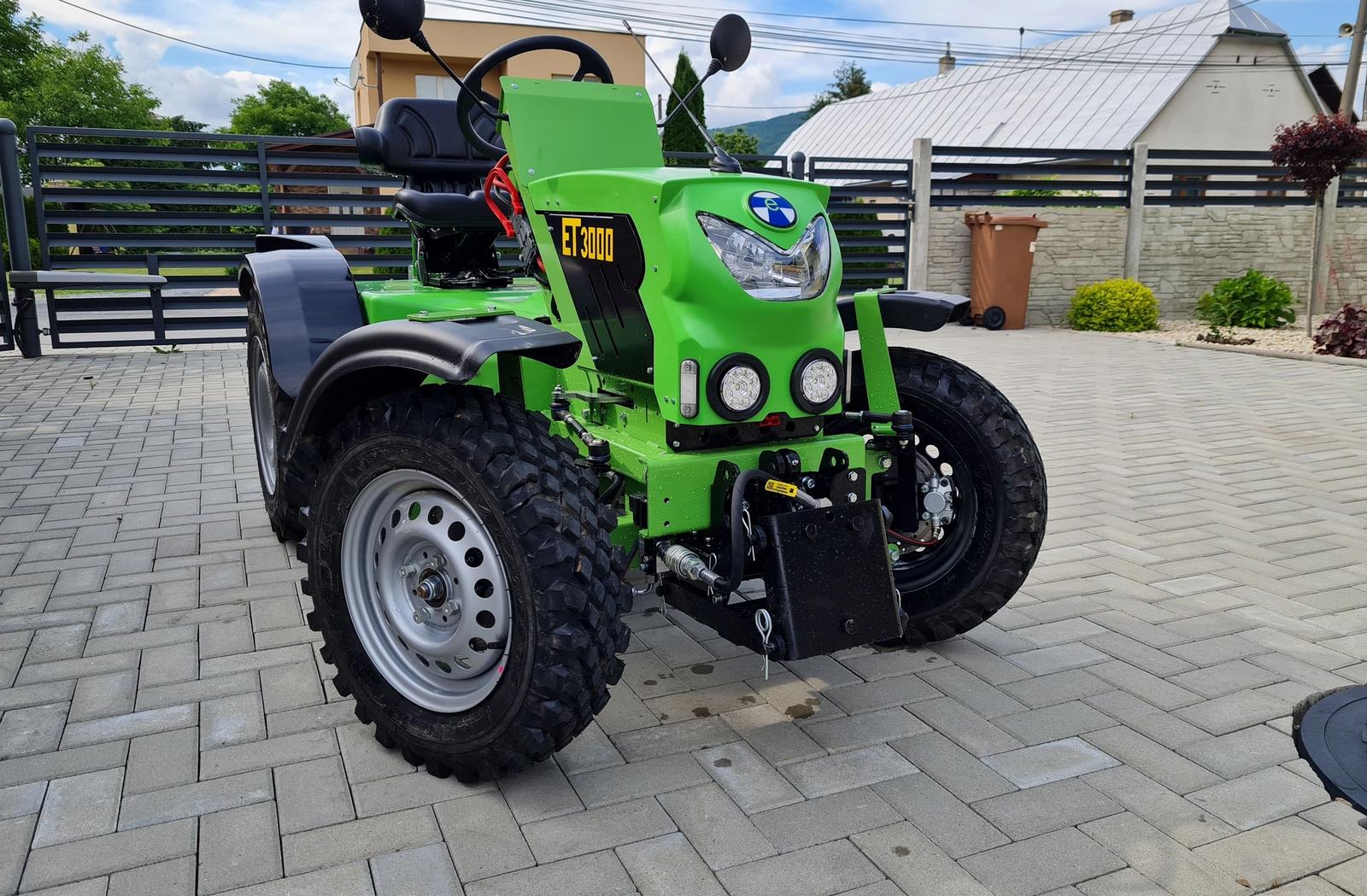 Elektrický malotraktor ET 3000