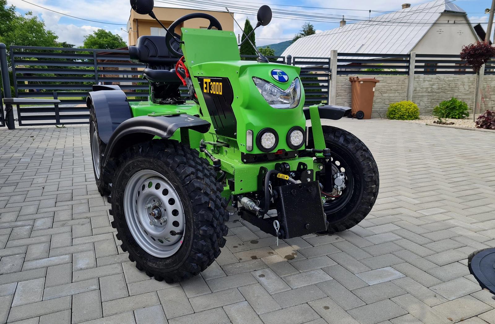 Elektrický malotraktor ET 3000