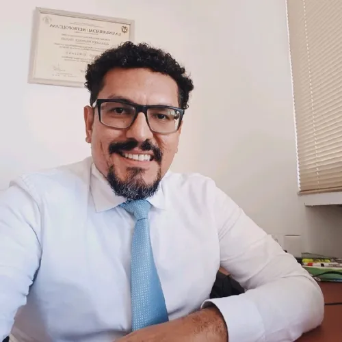 Dr. Alexander Rodriguez San Juan