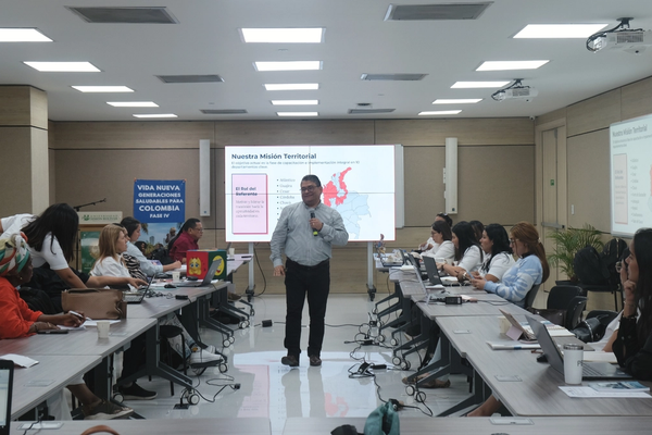 Tejiendo la Salud Materna en los Territorios de Colombia