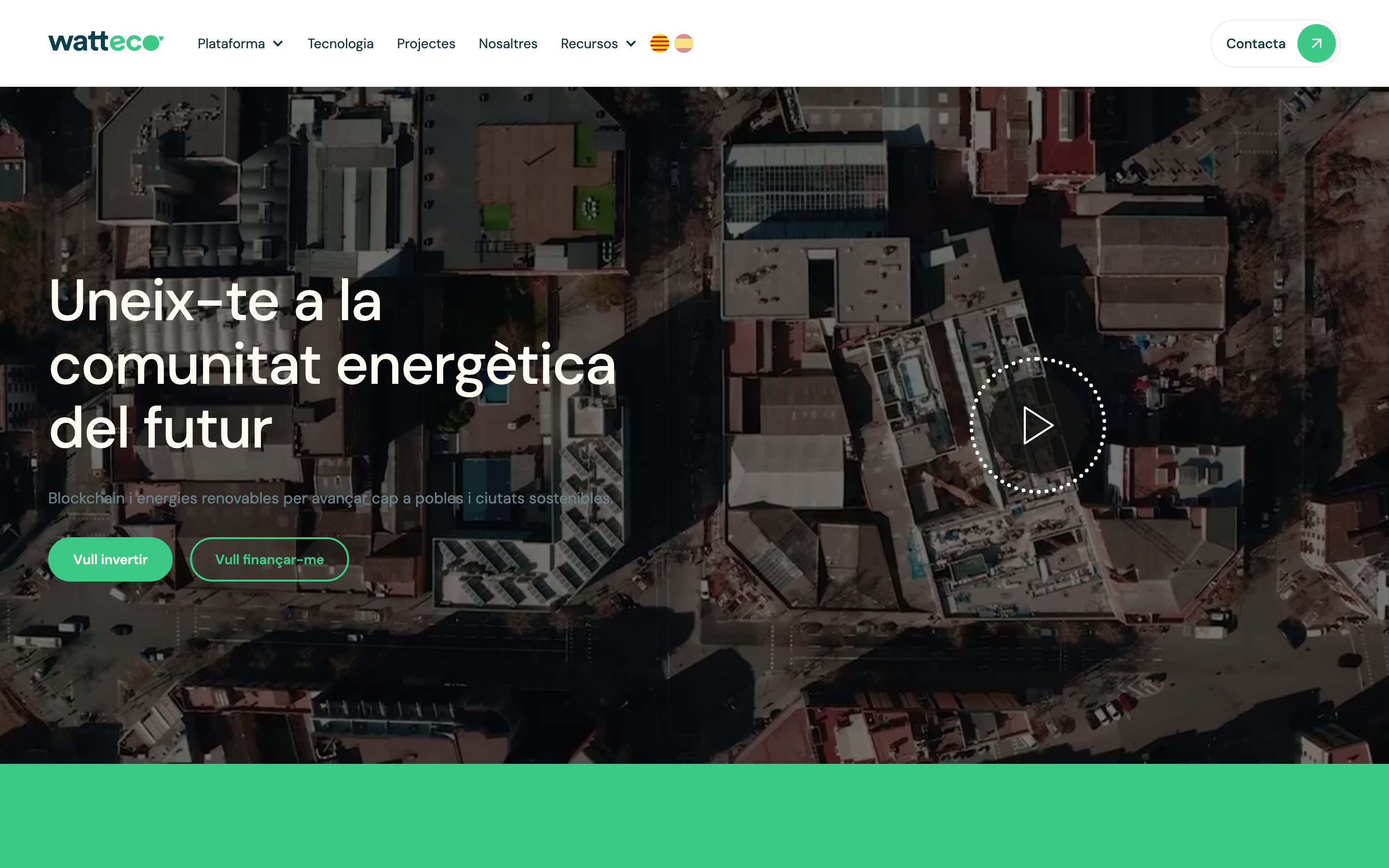 La portada de watteco.cat: "Uneix-te a la comunitat energètica del futur", con invertir o financiarse