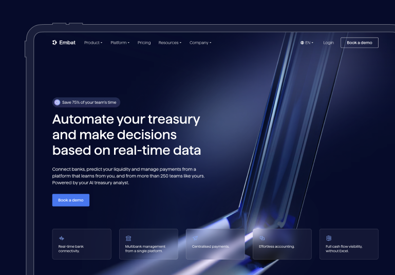 La portada de la web de Embat en una tableta: "Automate your treasury and make decisions based on real-time data"