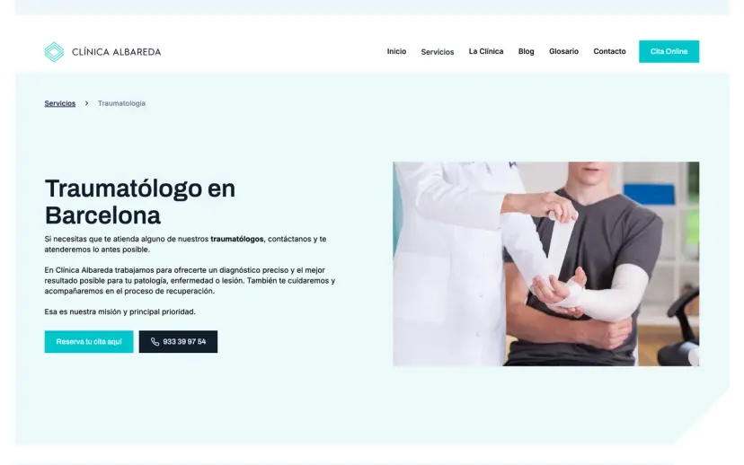 La página de traumatología: una por especialidad, con cita y teléfono arriba