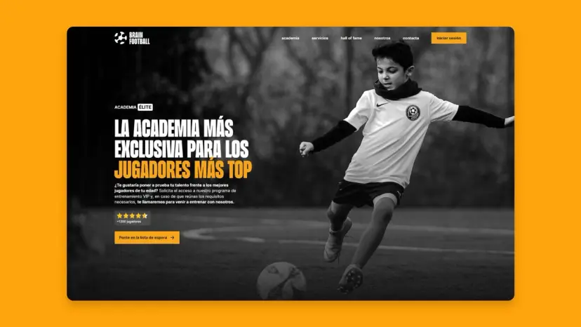 La portada de la web de Brain Football en un portátil: "La academia más exclusiva para los jugadores más top"