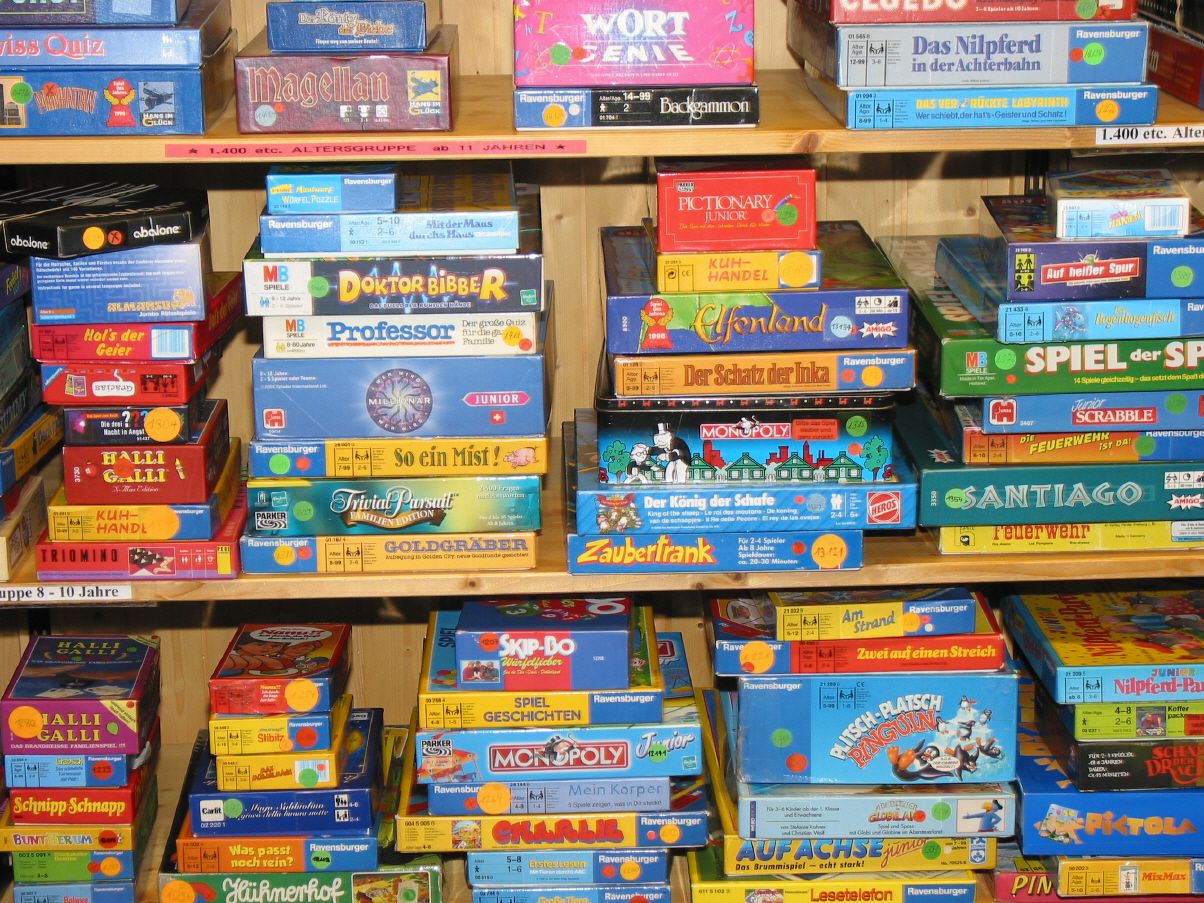 Bibliothek Ludothek Kinder Familien Spiele