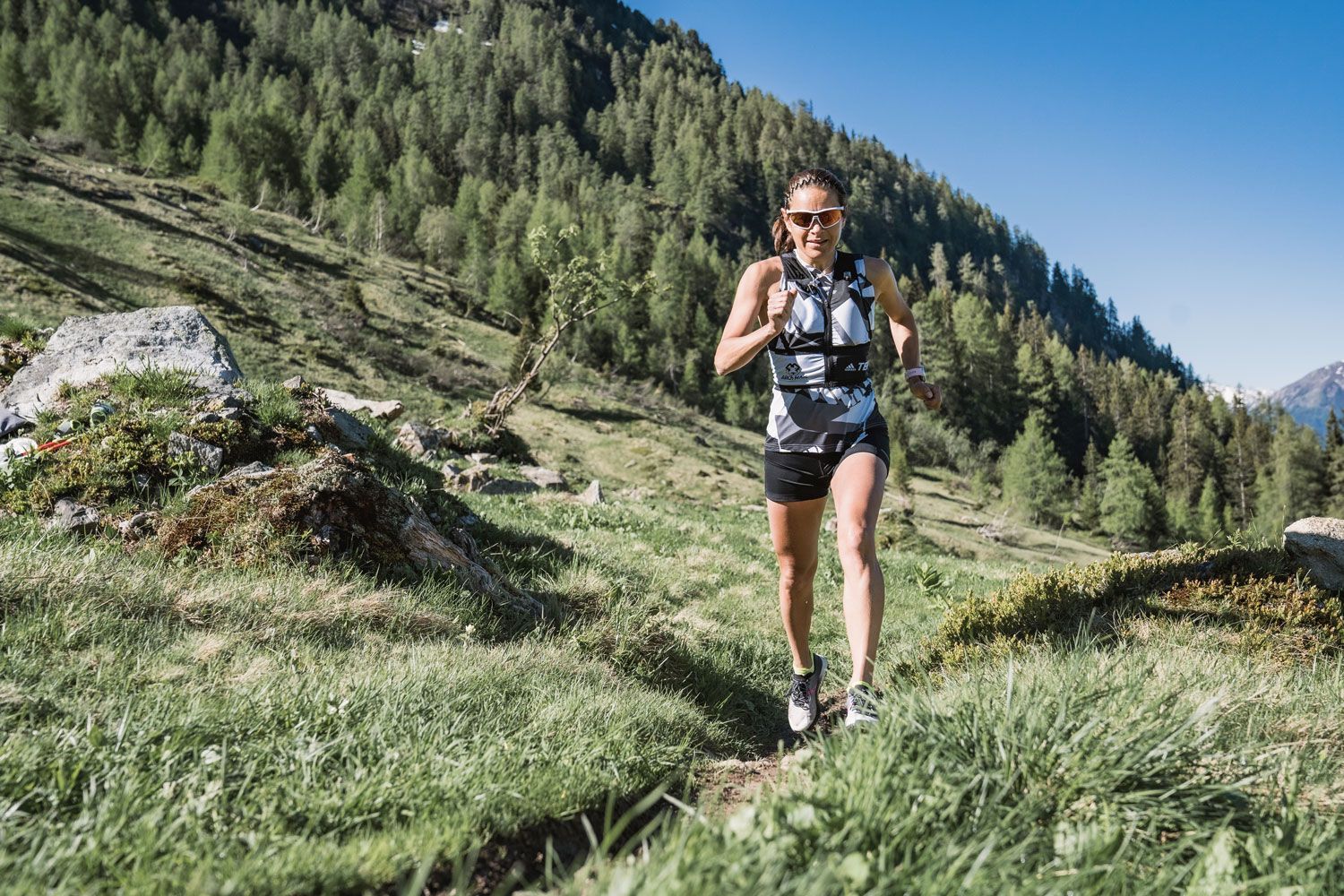 Jasmine Nunige Trailrunning