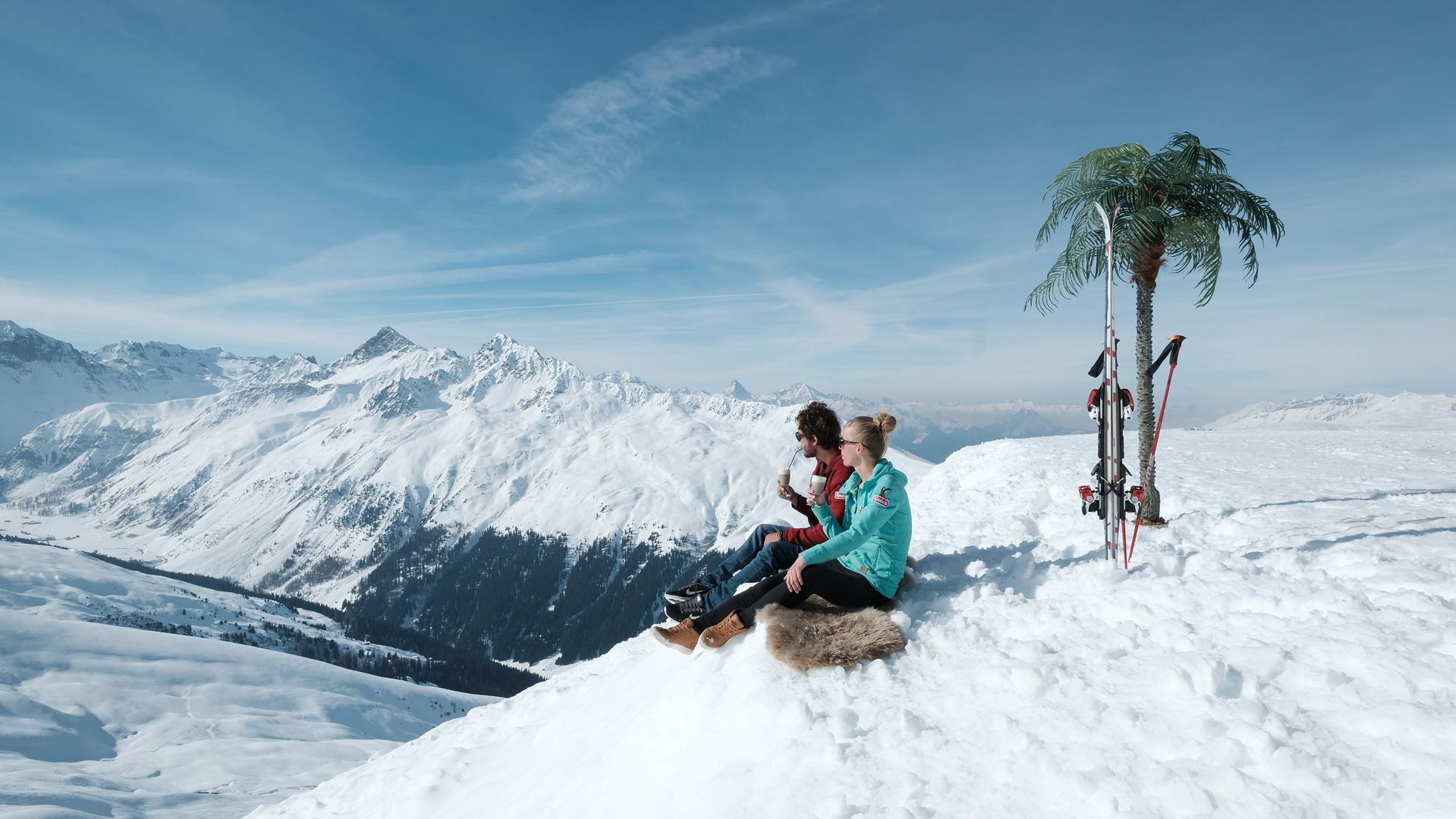 Jatzhütte Jakobshorn Après Ski Party Freunde Paare Familien Kulinarik
