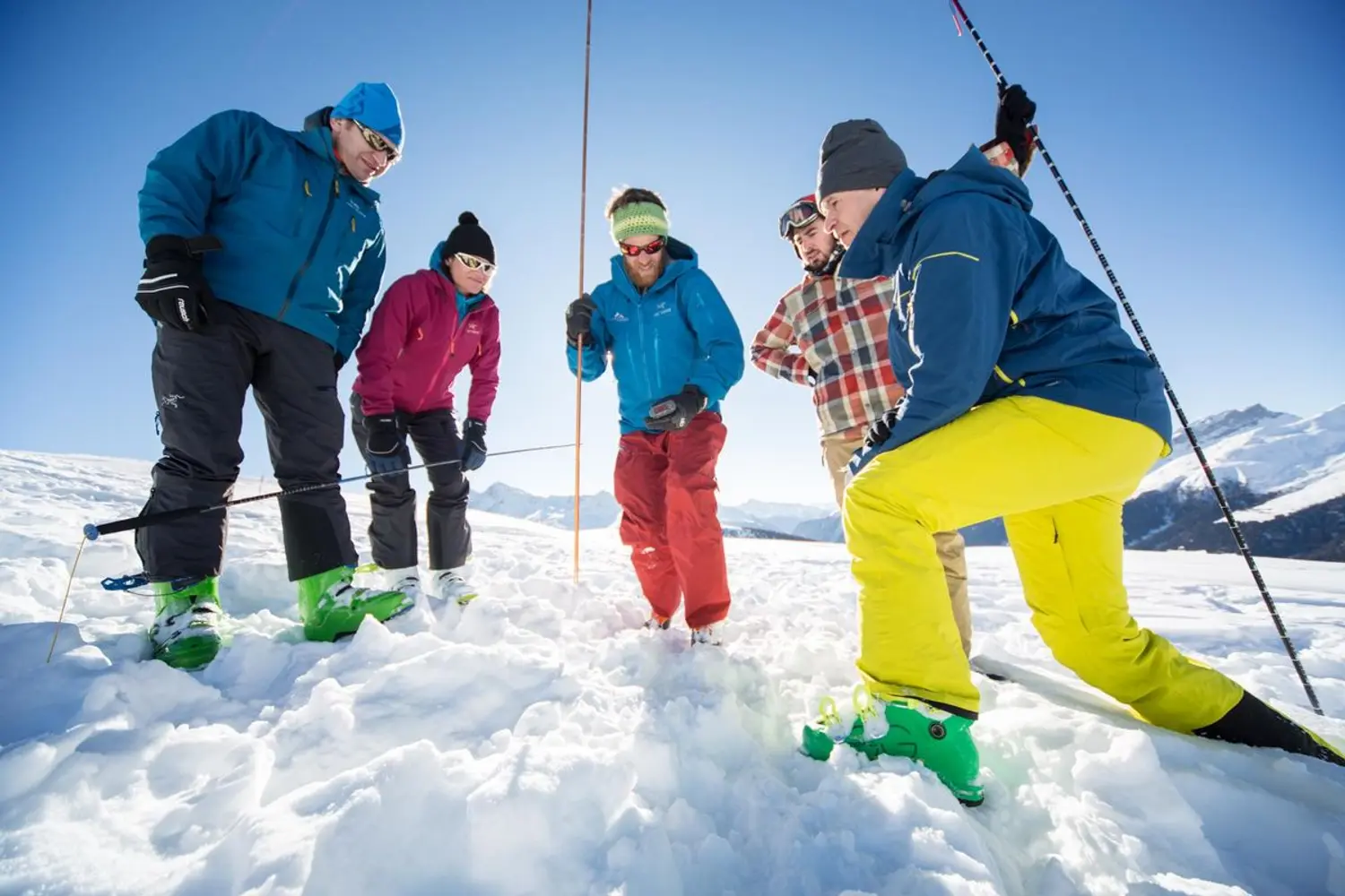 LVS-Training Jakobshorn Winter Lawinenverschuettung Rettung