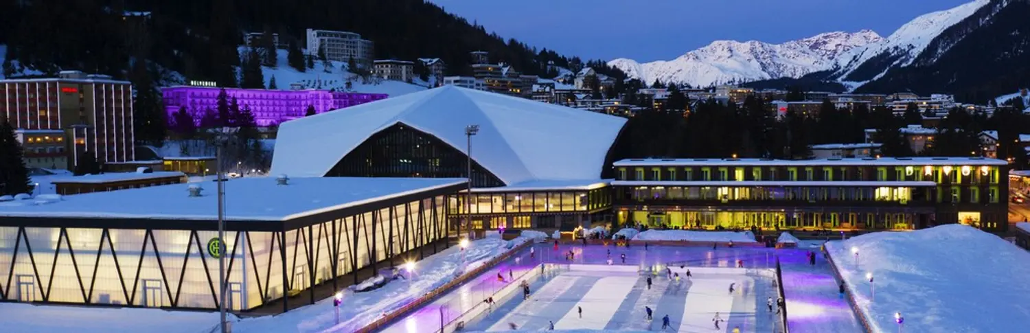 Eisstadion Davos Winter Abend