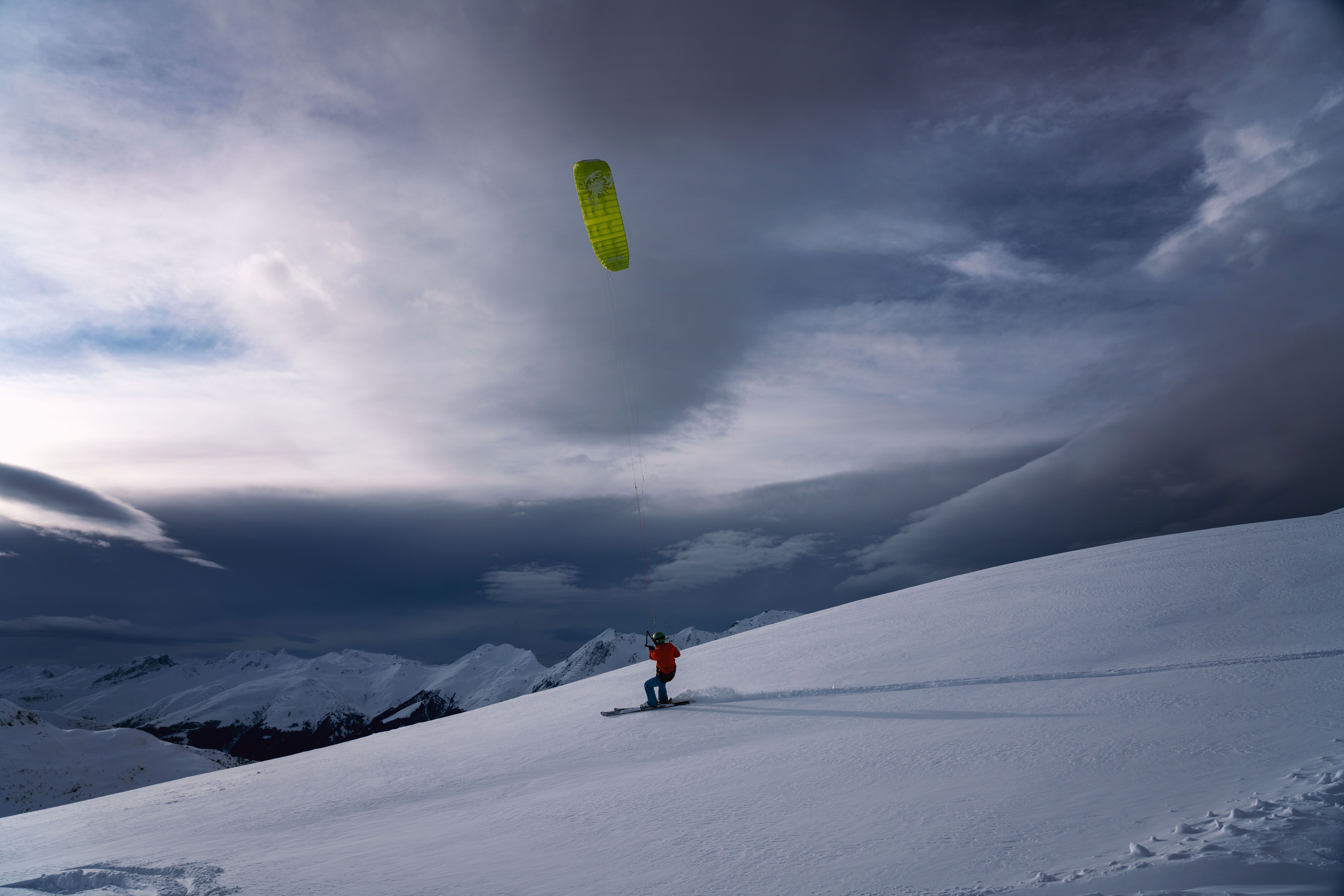 Snowkite auf Pischa im Winter