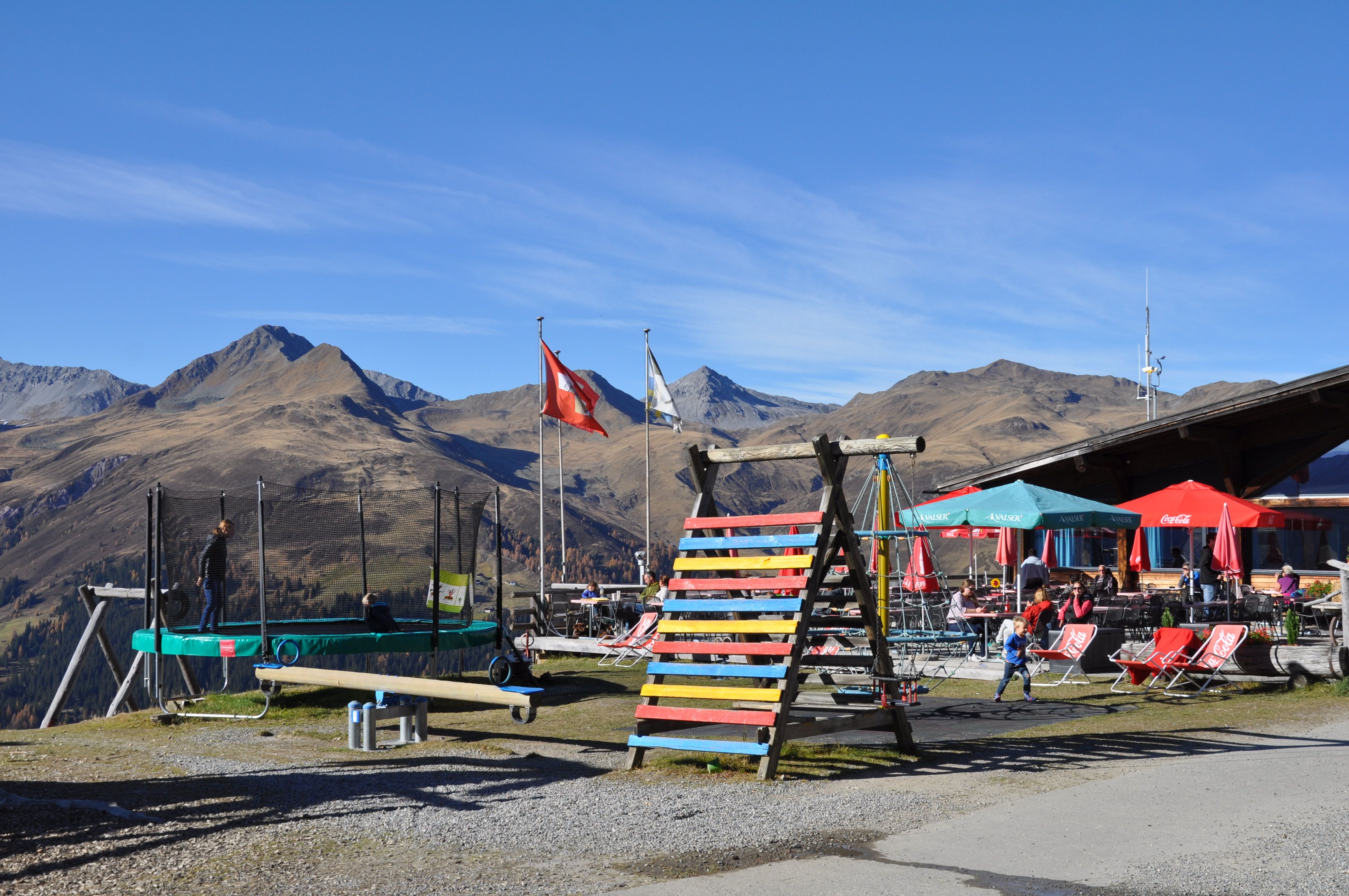 Spielplatz für Kinder und Familien am Rinerhorn im Sommer