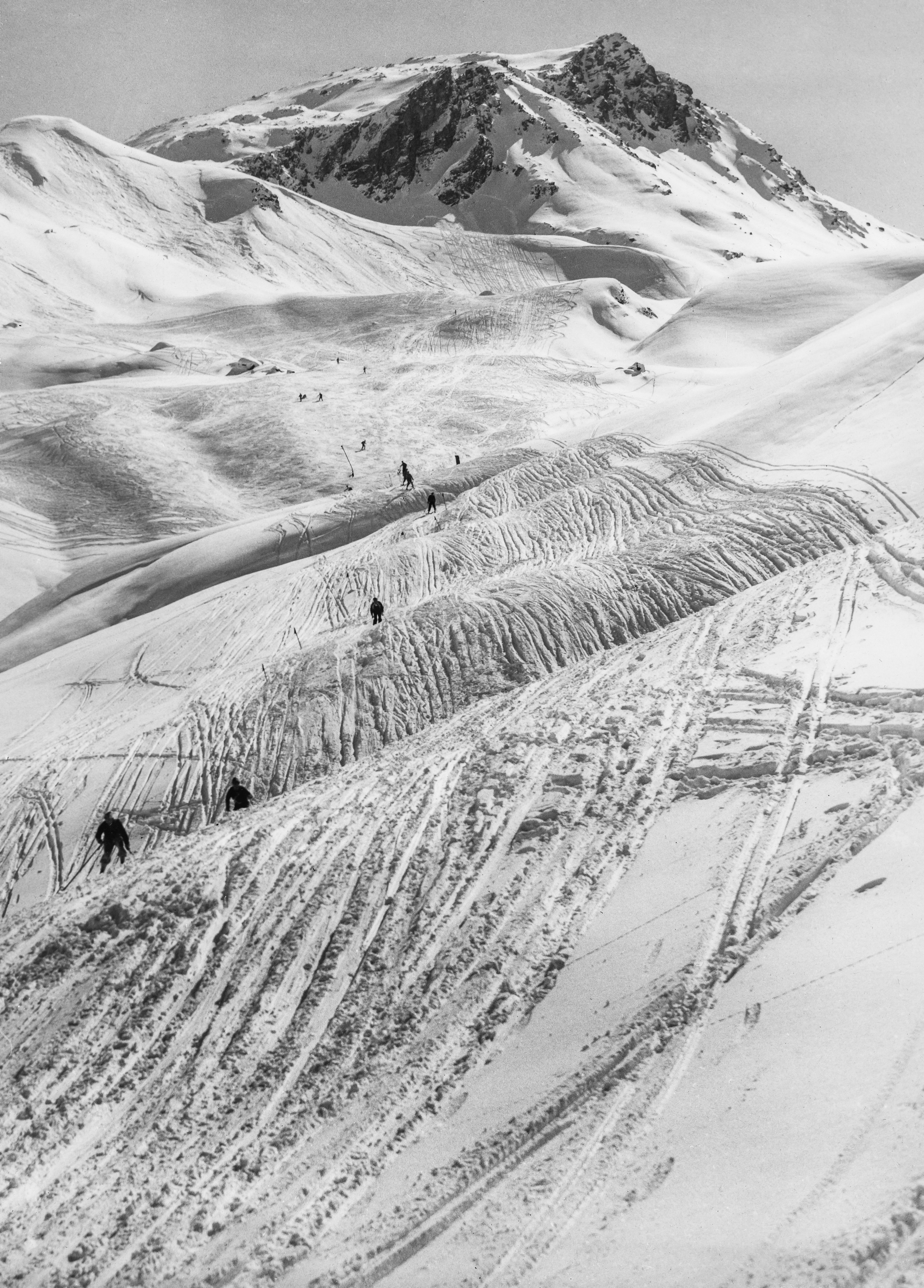 Parsenn Nostalgie Abfahrt im Winter retro