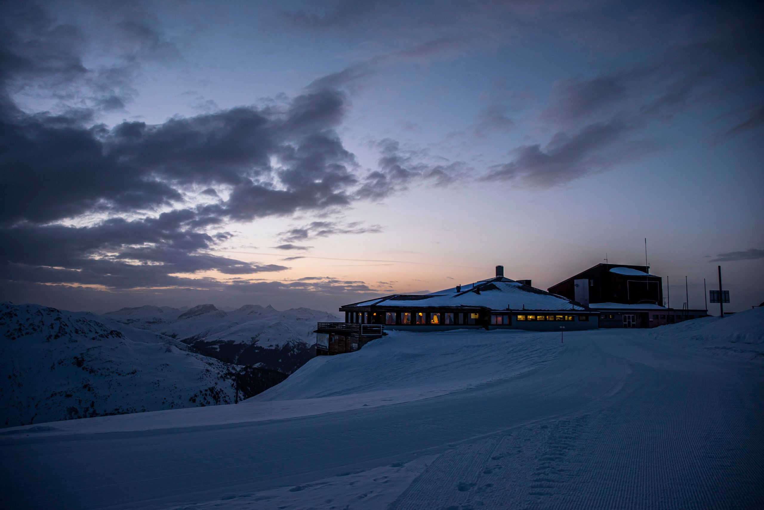 Pischa Bergstation im Winter Bergrestaurant Restaurant