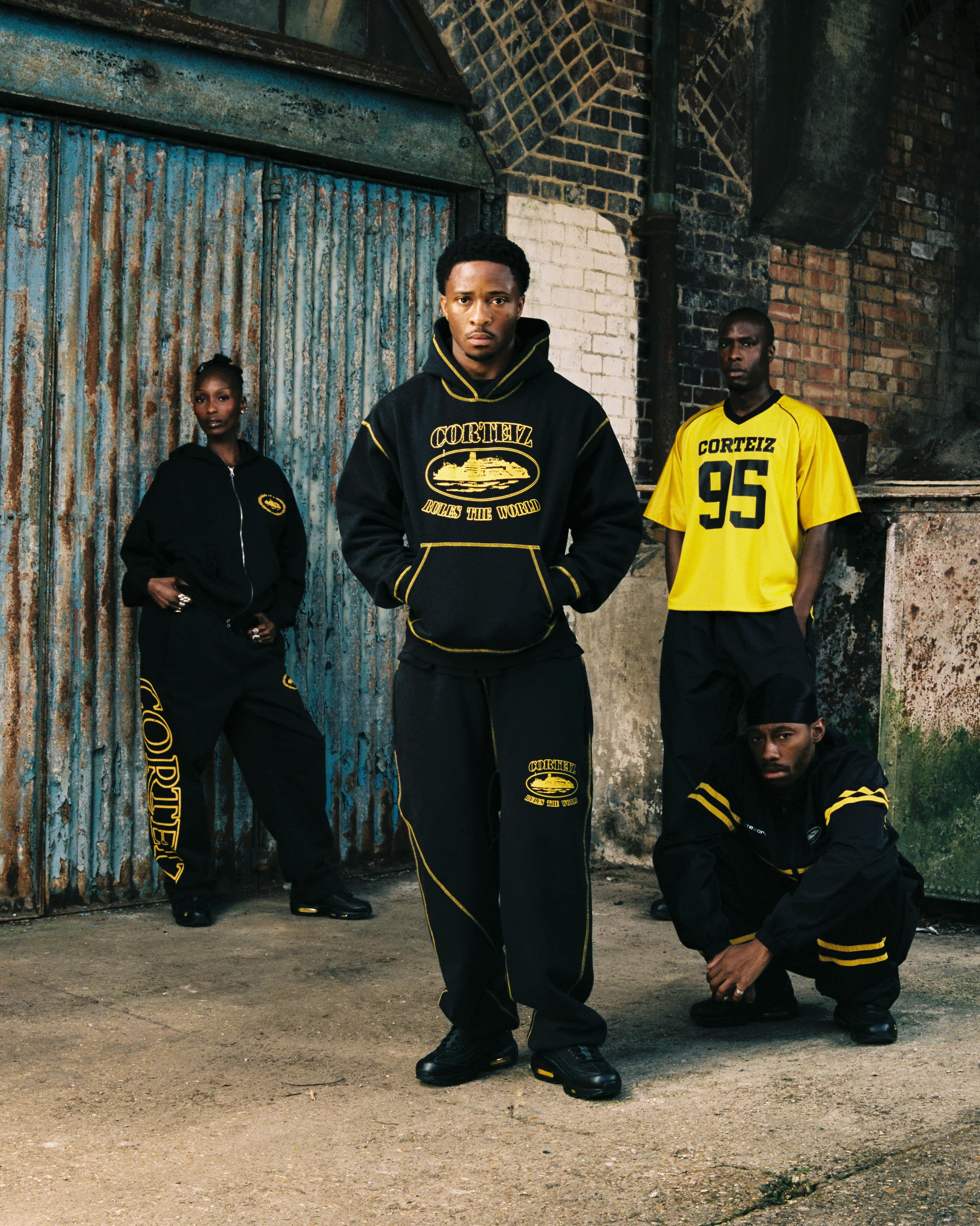 corteiz air max 95 honey black