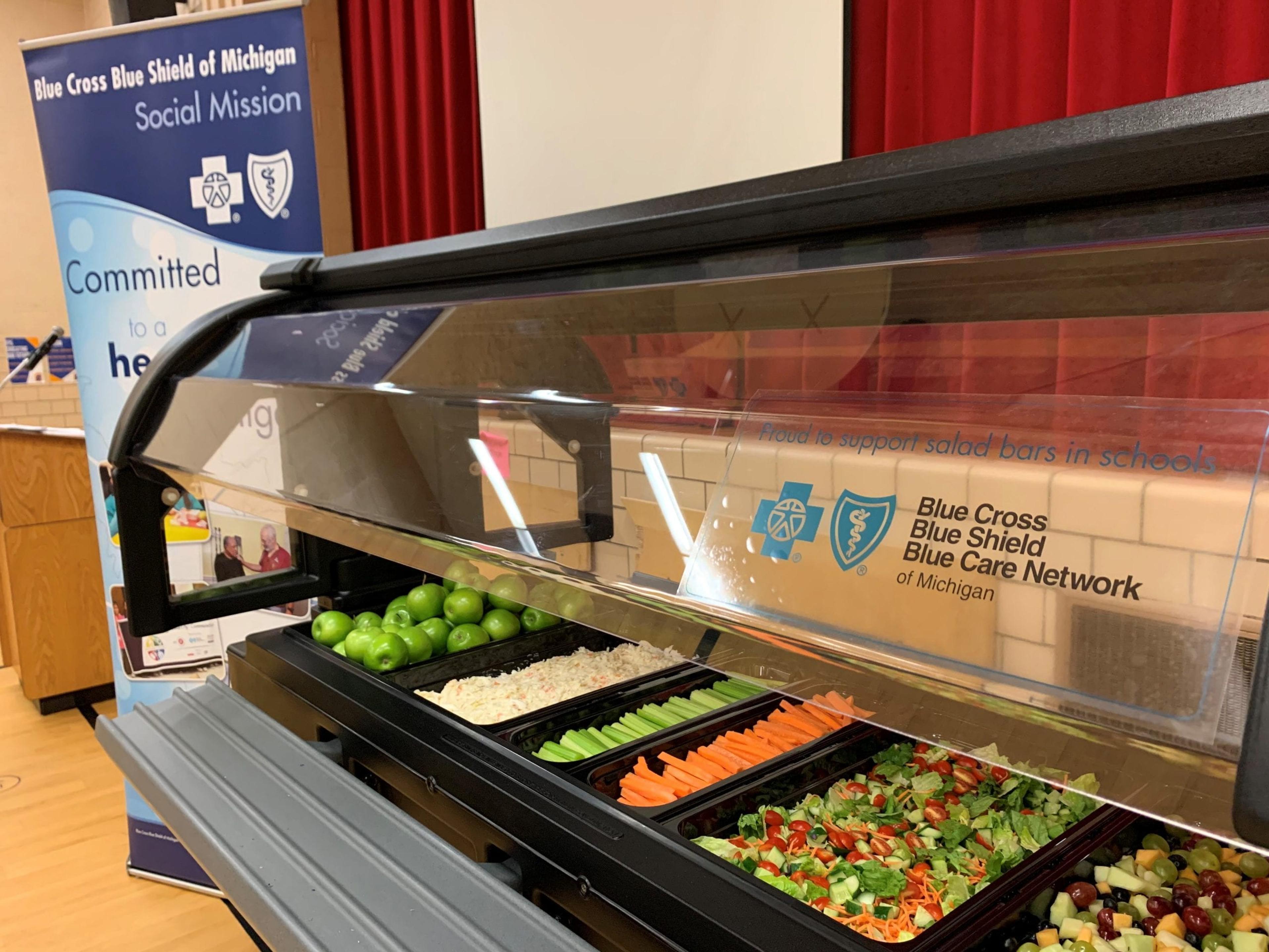Image of school salad bar installed in partnership with Blue Cross Blue Shield of Michigan and United Fresh Start Foundation.
