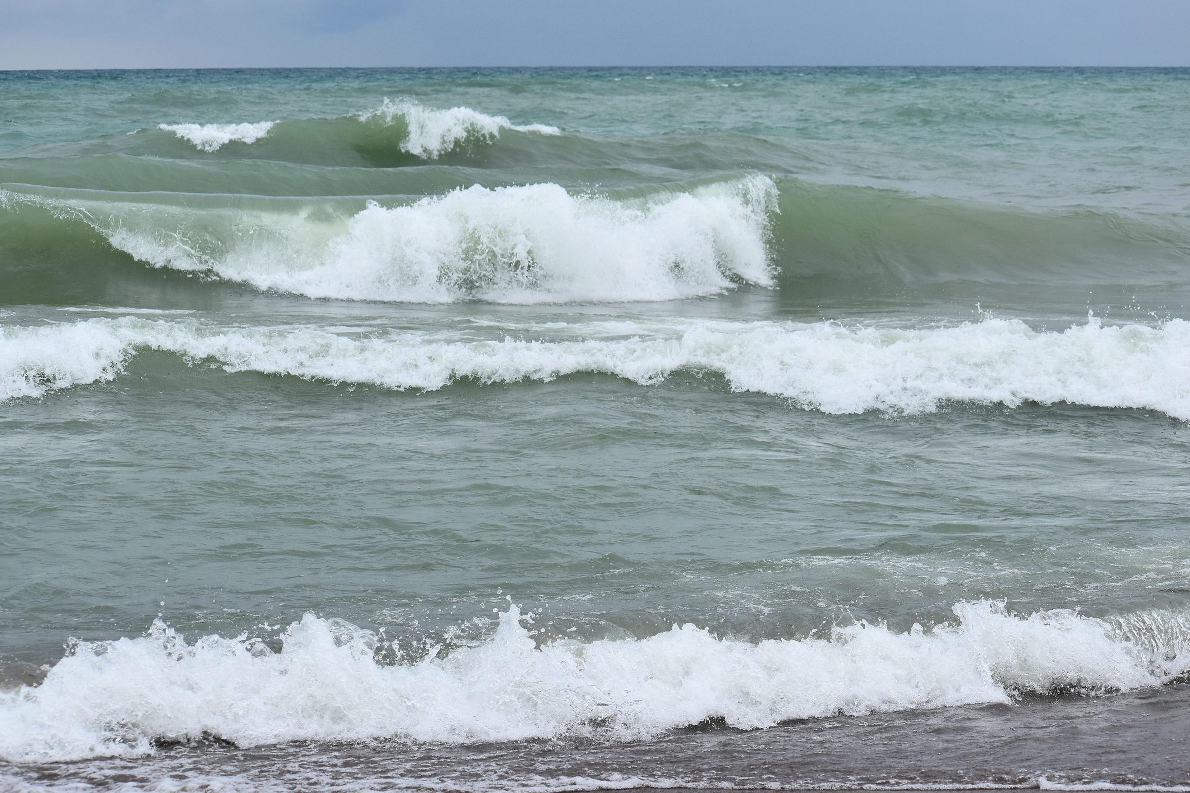 Rip currents and other currents are usually found near piers and are extremely dangerous for swimmers. Each summer there are an average of 12 fatalities and 23 rescues due to dangerous currents in the Great Lakes, according to the National Weather Service (NWS).