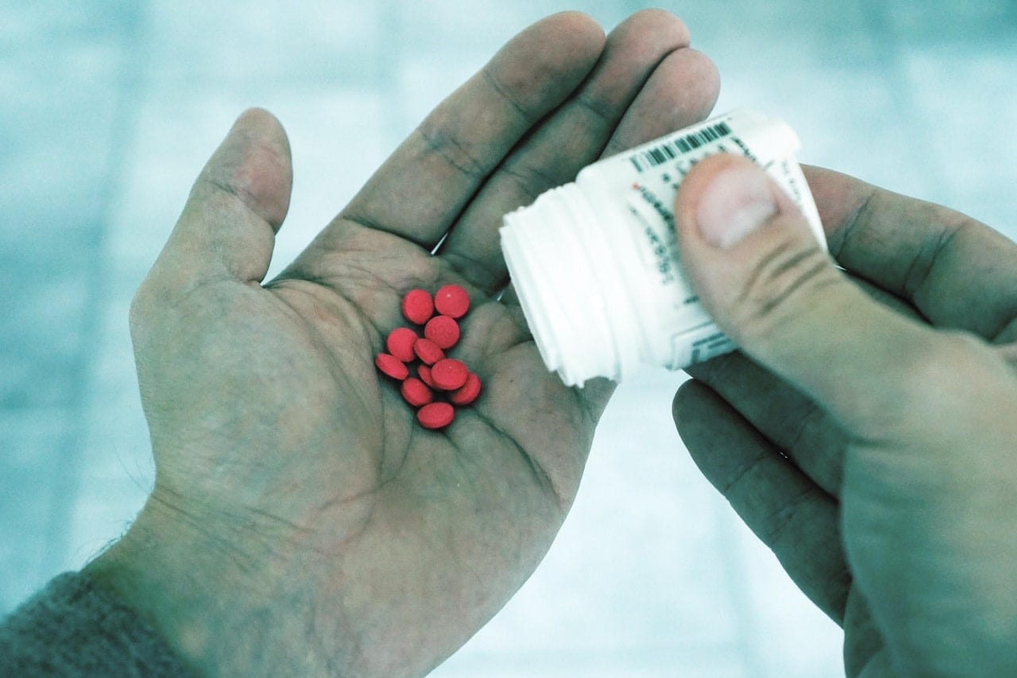 pills, medication, BCBSM walgreens partnership
