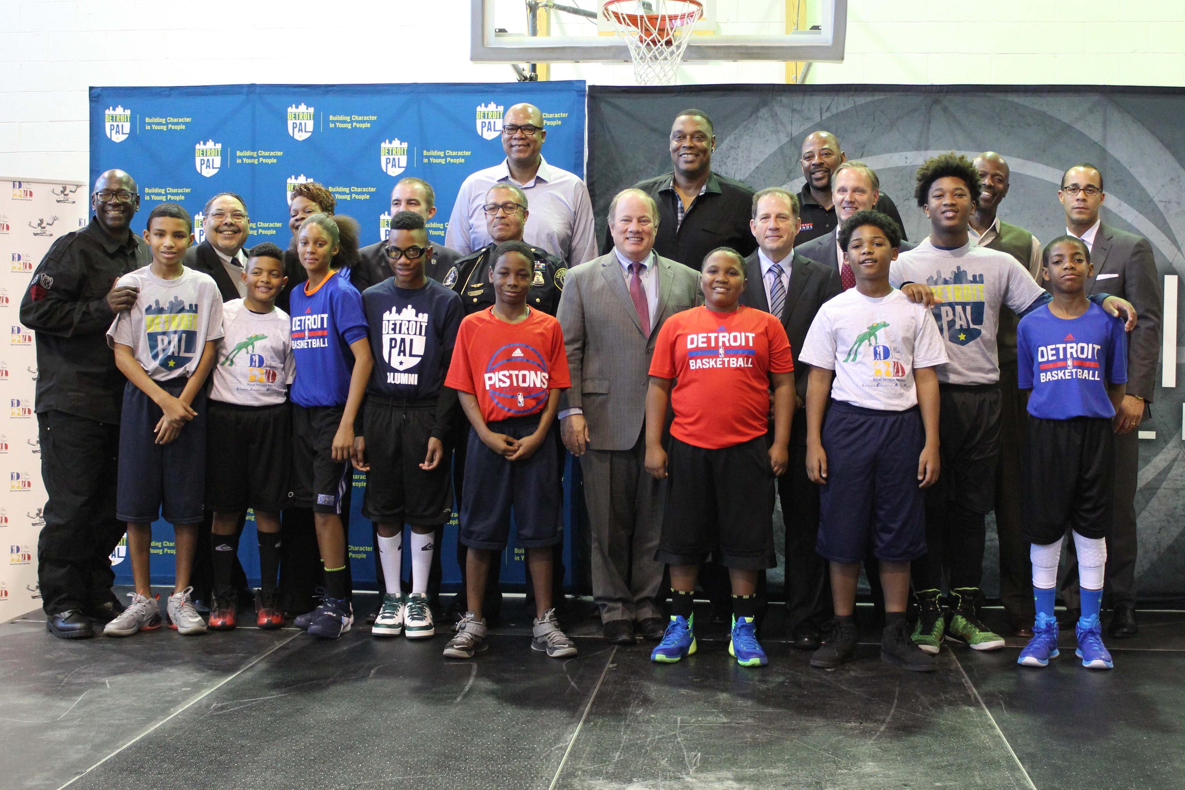 Blue Cross Blue Shield of Michigan and Detroit Pistons Tip Off 4th Annual  #MIKidsCan Pistons Kids Day Sweepstakes