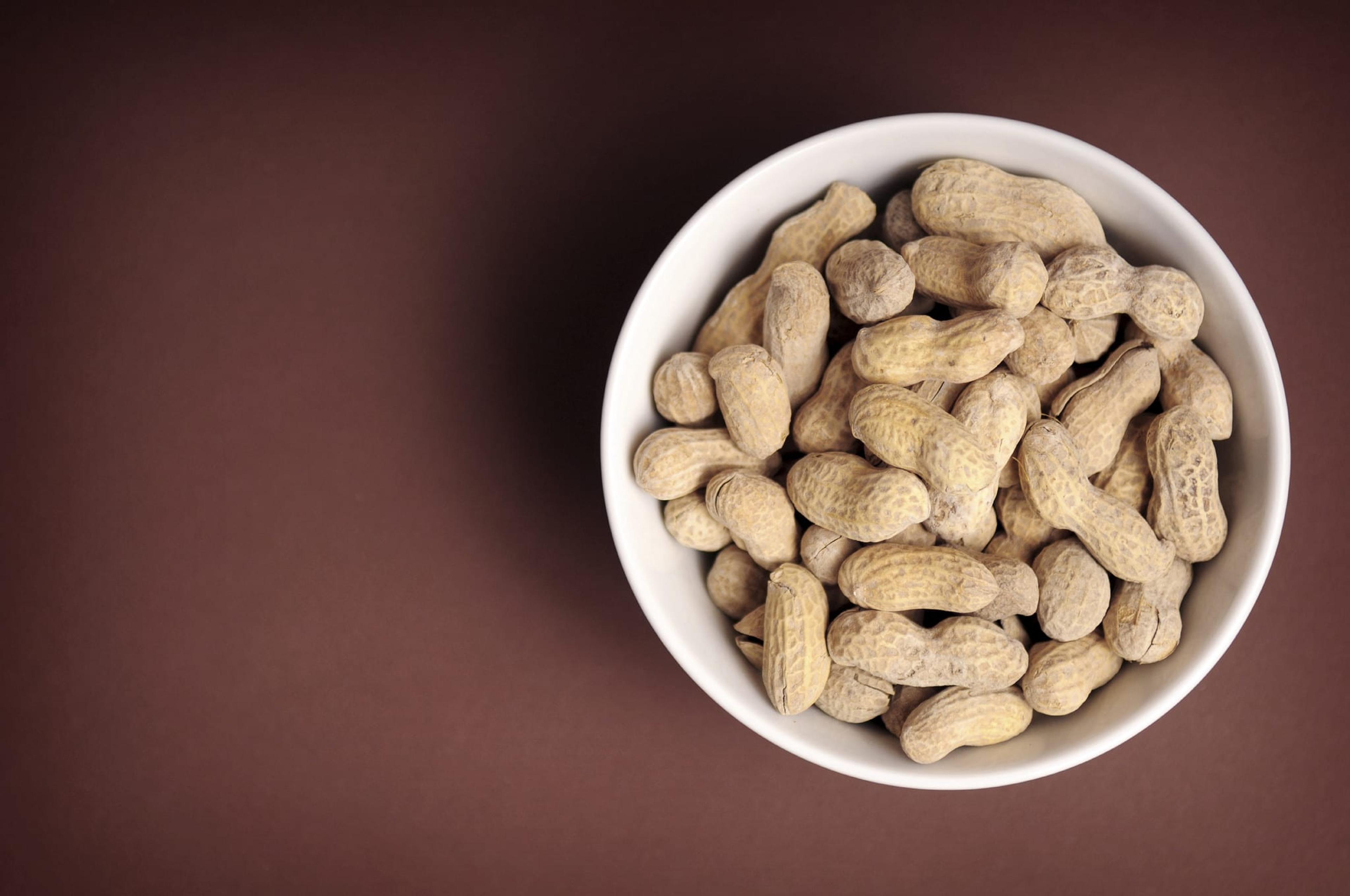 A bowl of peanuts