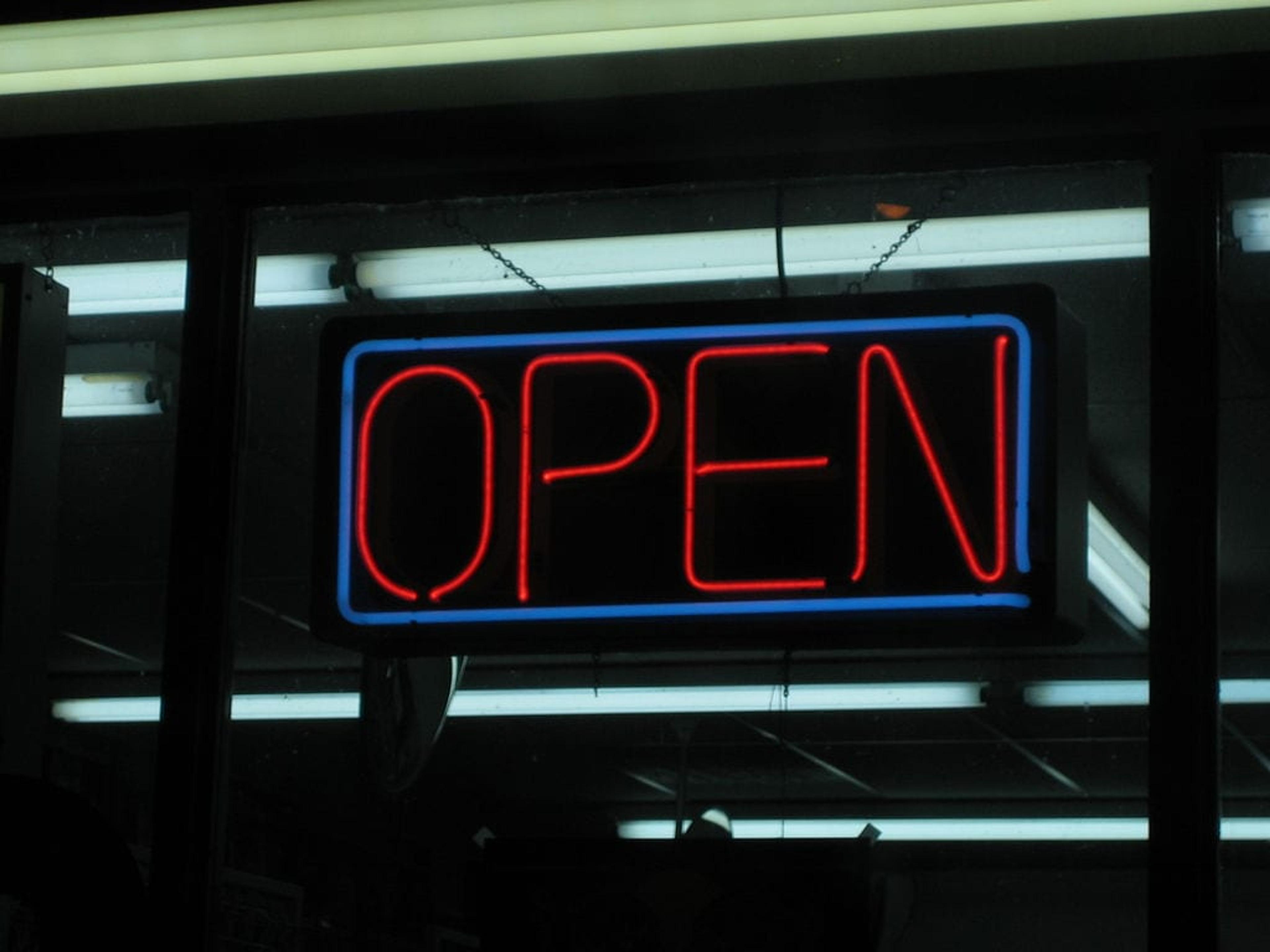 Image of a neon "open" sign