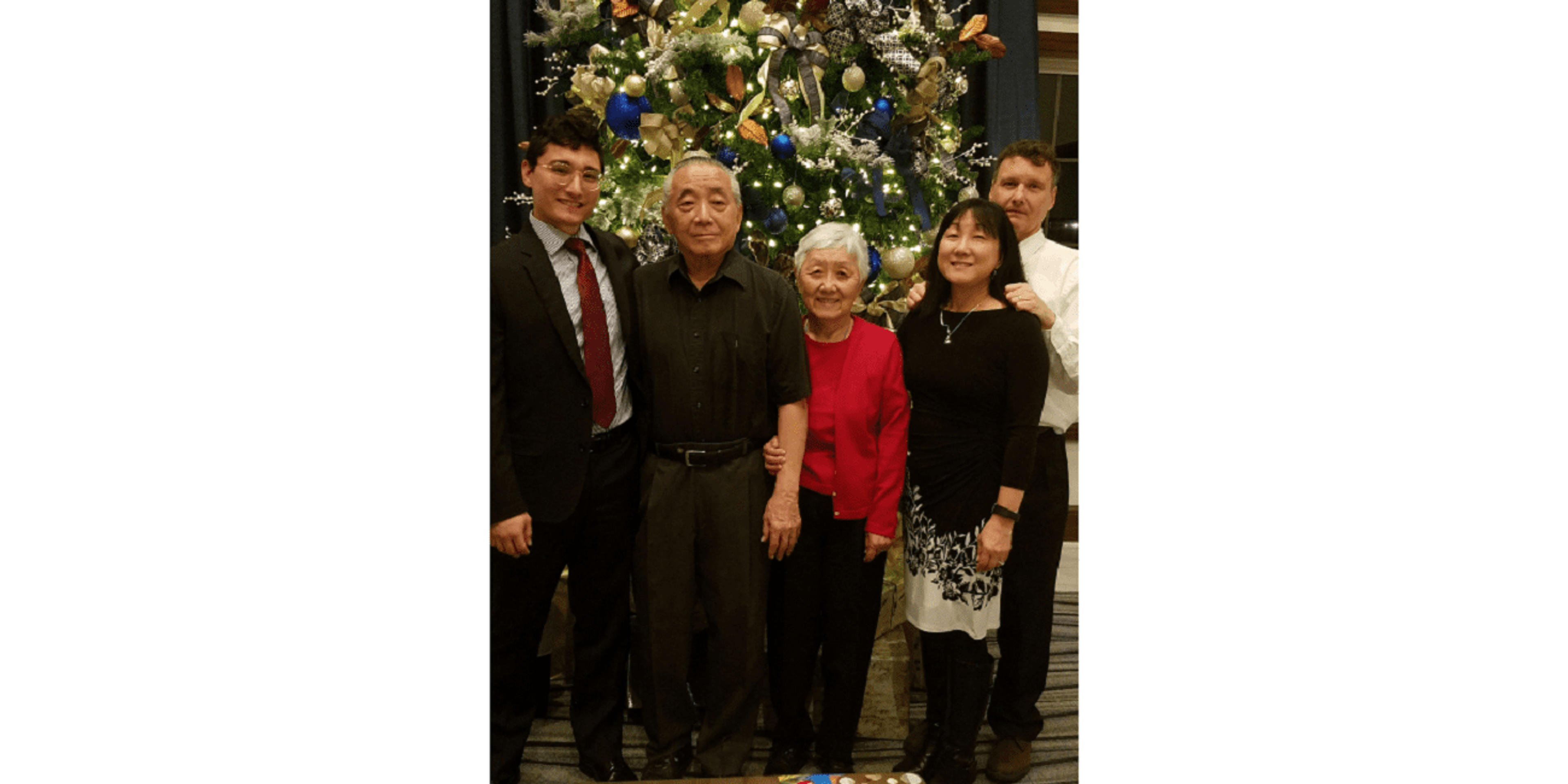 Family photo of Donna Mirianni and her parents