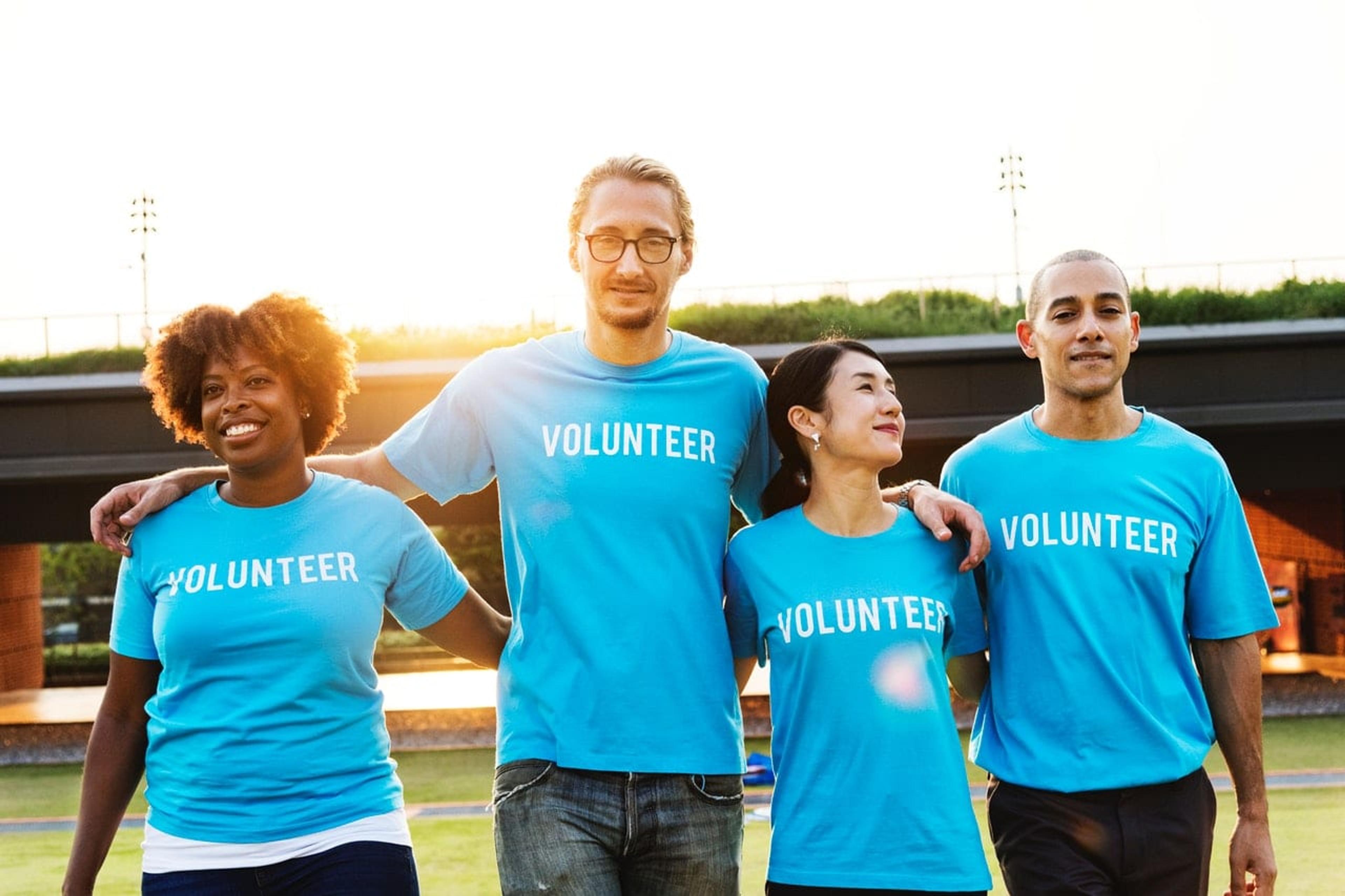 Volunteering Can Have an Impact on How You Lead