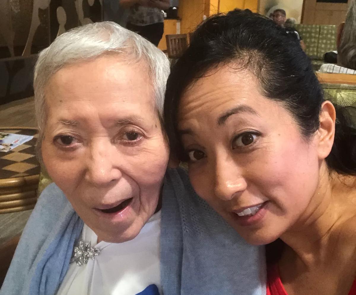 Risa (right) pictured with her mom.
