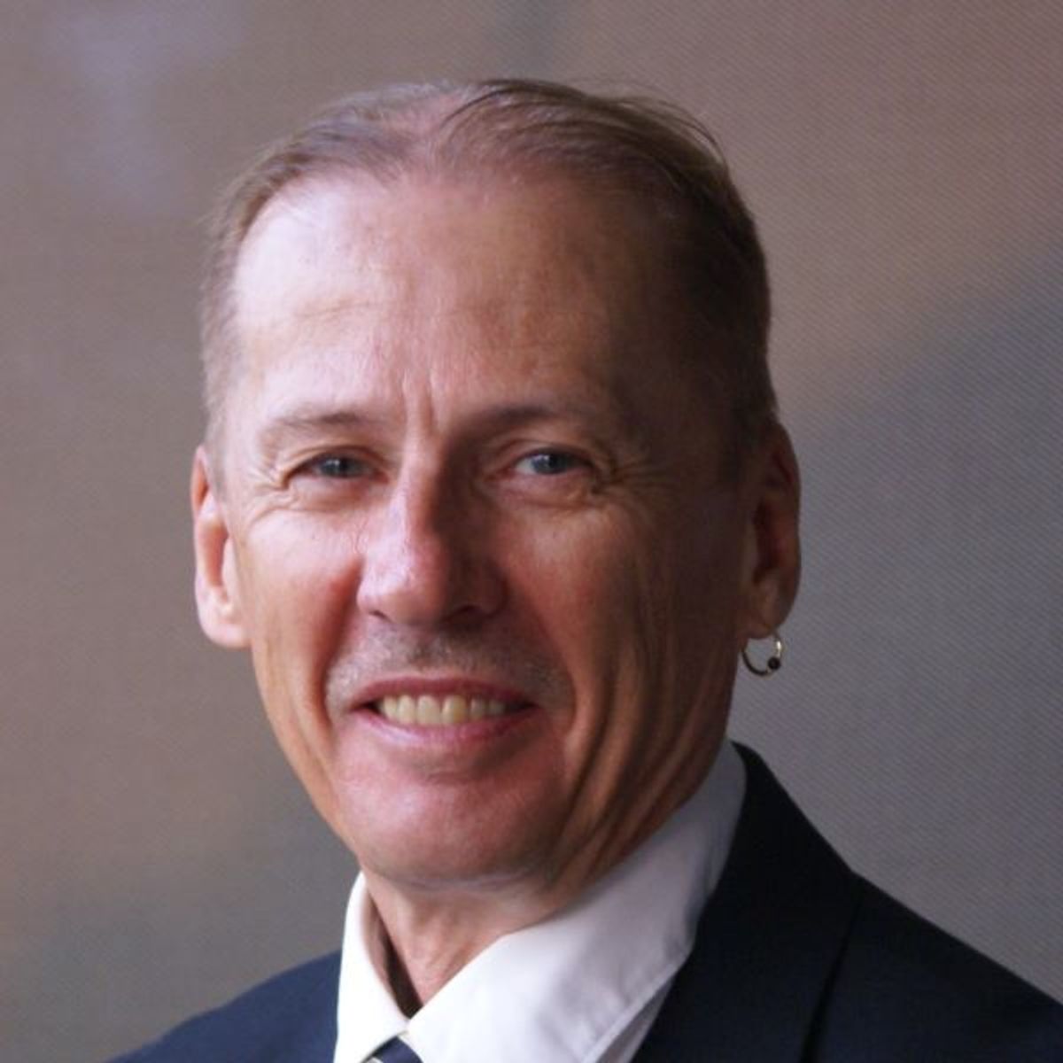 Neil Hanon, MD