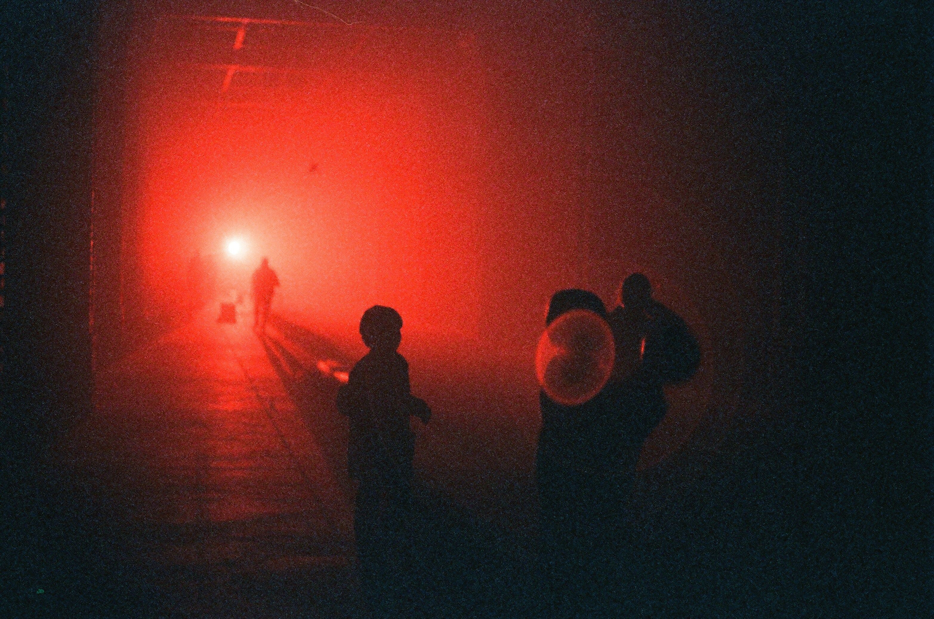 Red Light, Shadows