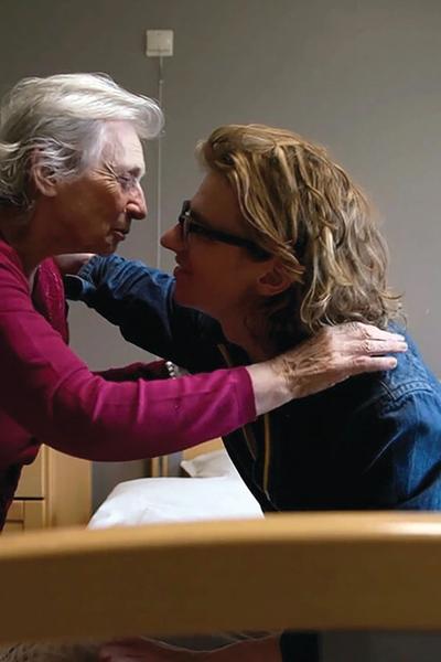 Teun Tobes hugging