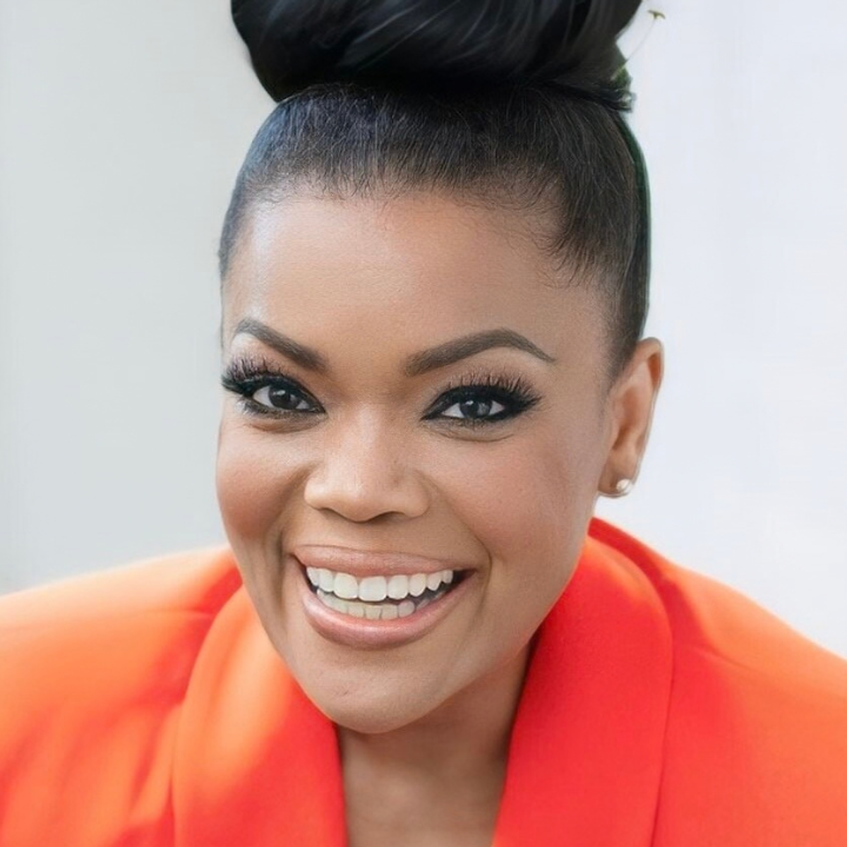 Yvette Nicole Brown