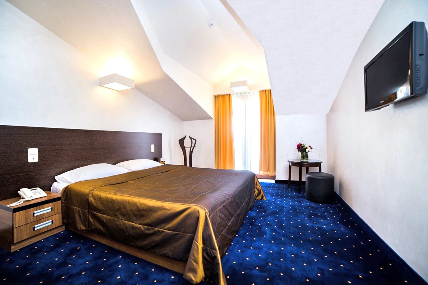 Cascade Hotel Yerevan - photo 9