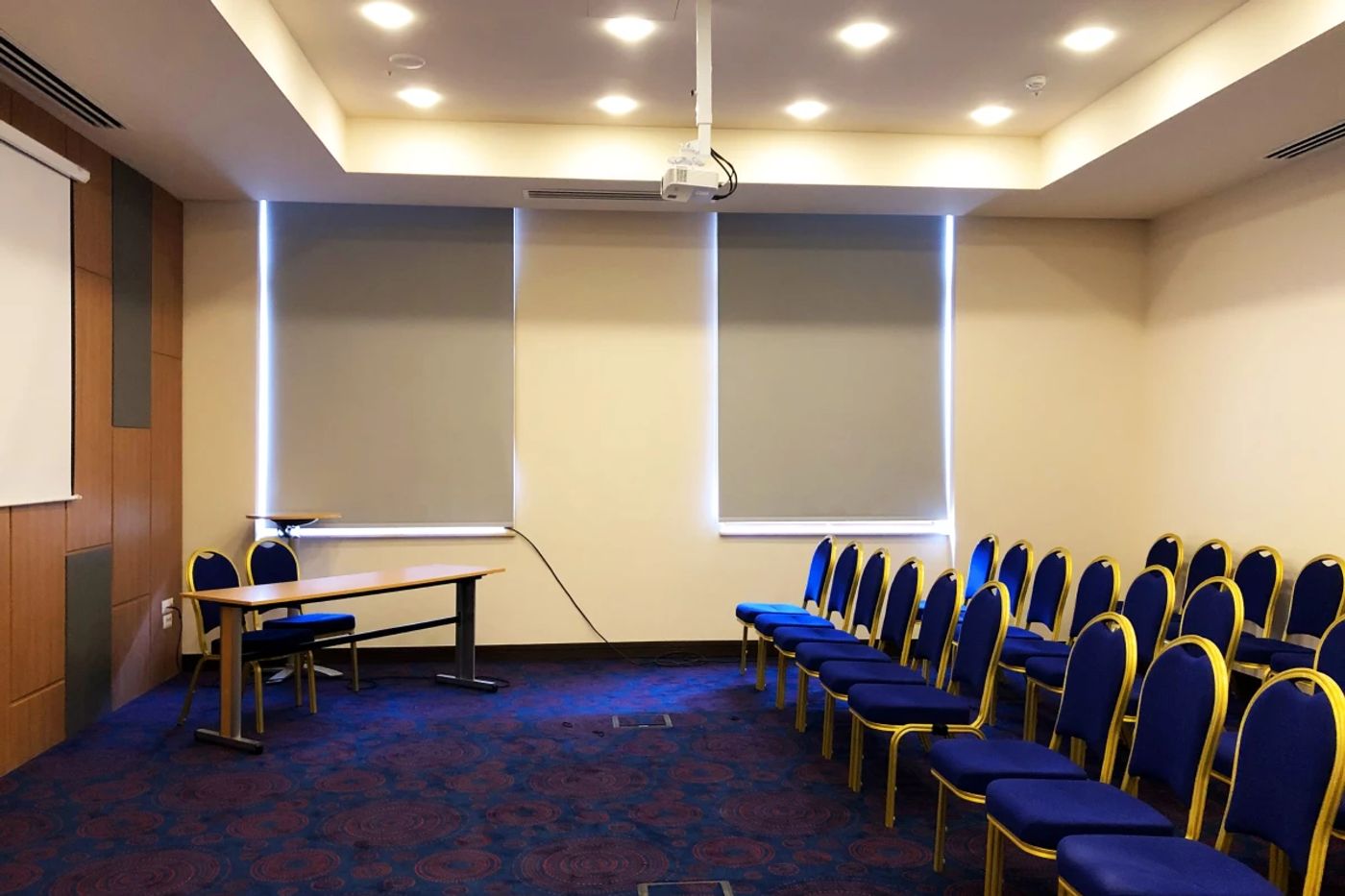 Ramada by Wyndham Yerevan Hotel - photo 4