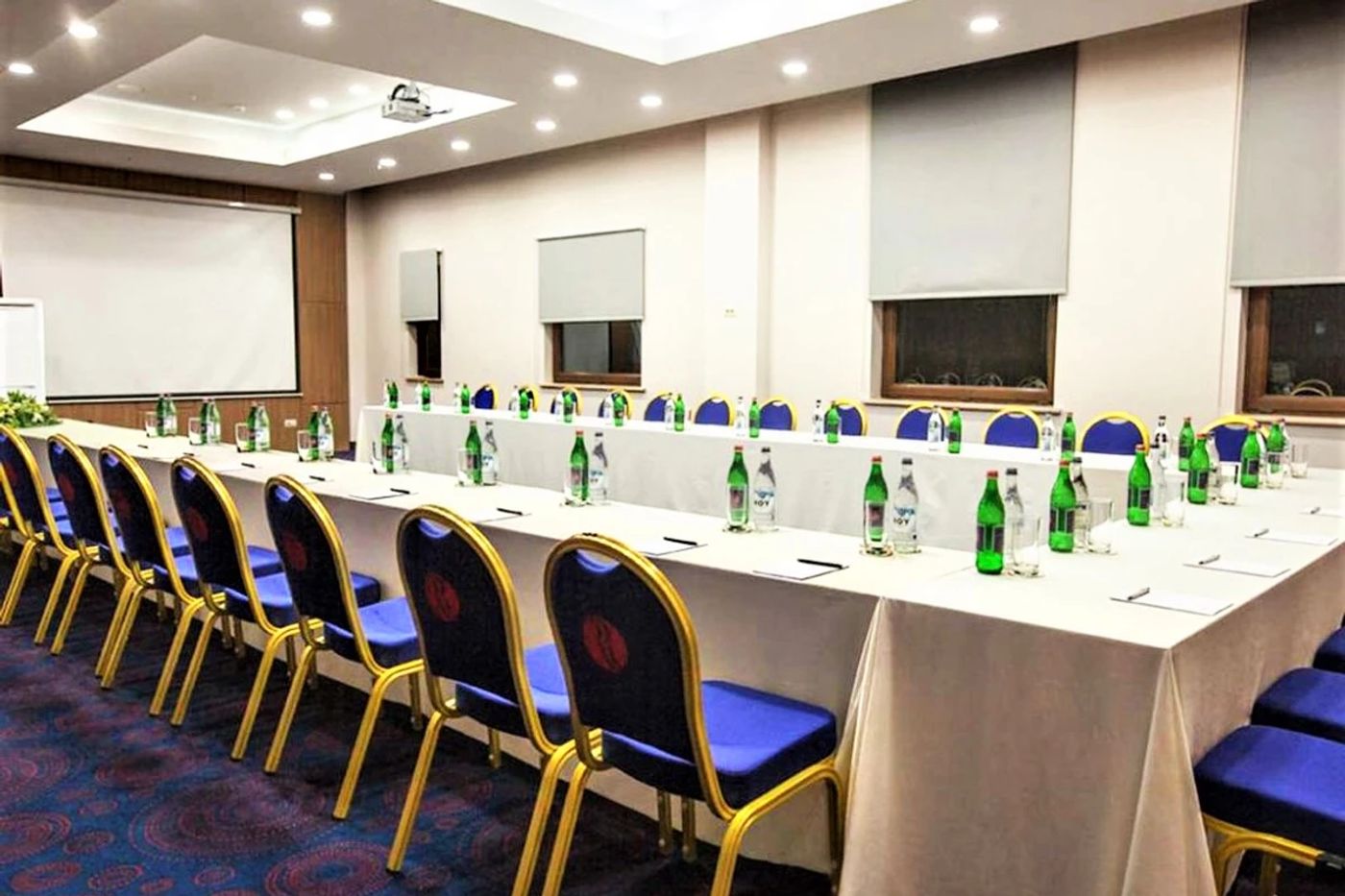 Ramada by Wyndham Yerevan Hotel - photo 1